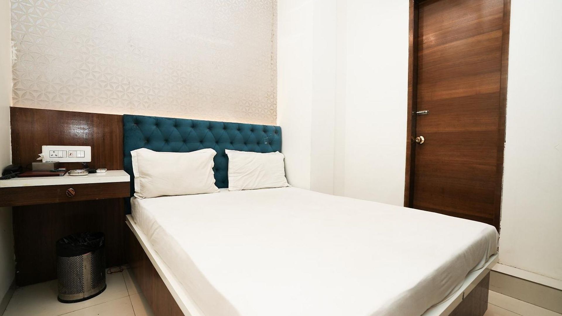 Fabhotel Elegance Hotel 2*