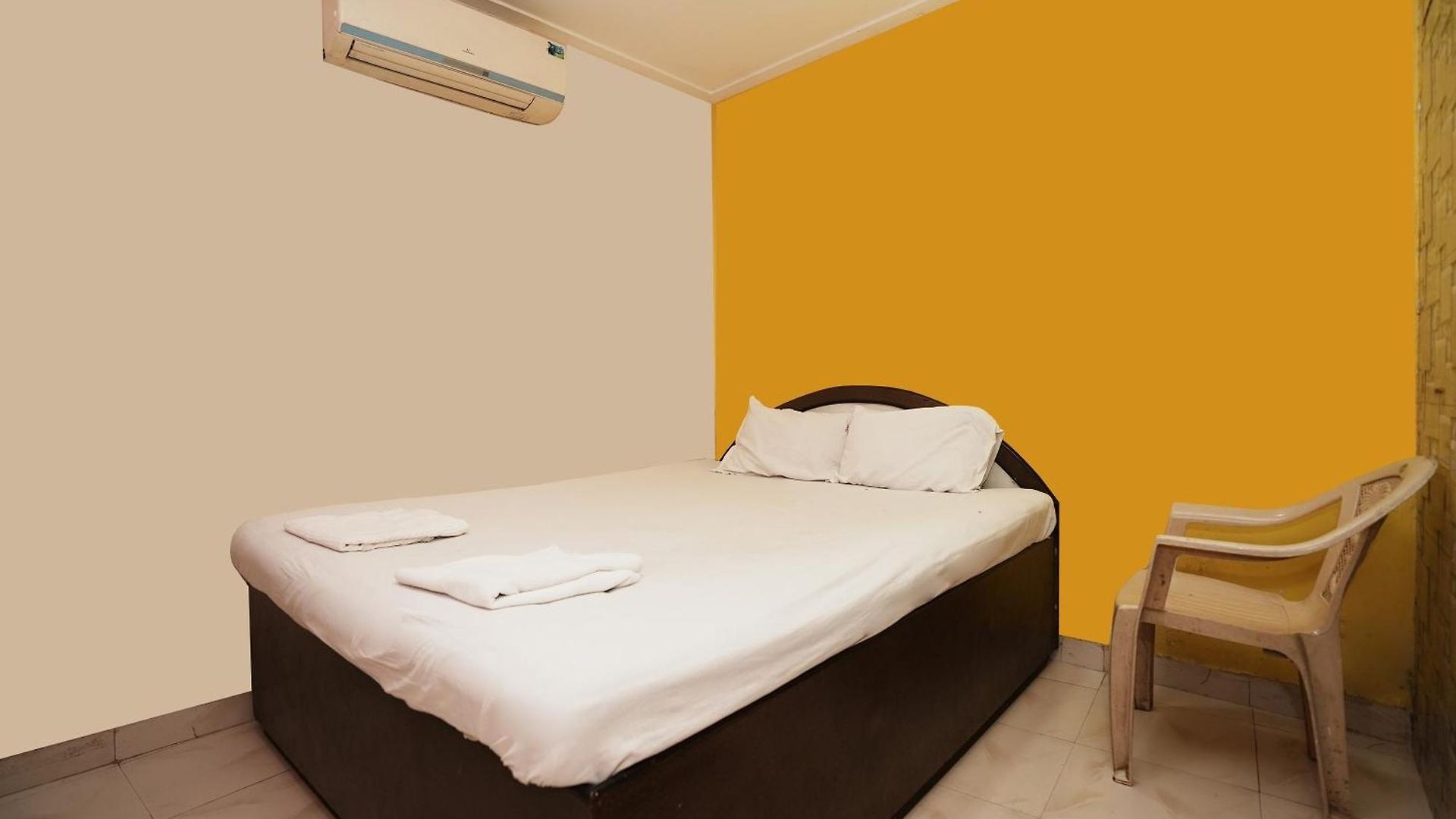 Harihara Residency Comfort Andheri East, Hotel