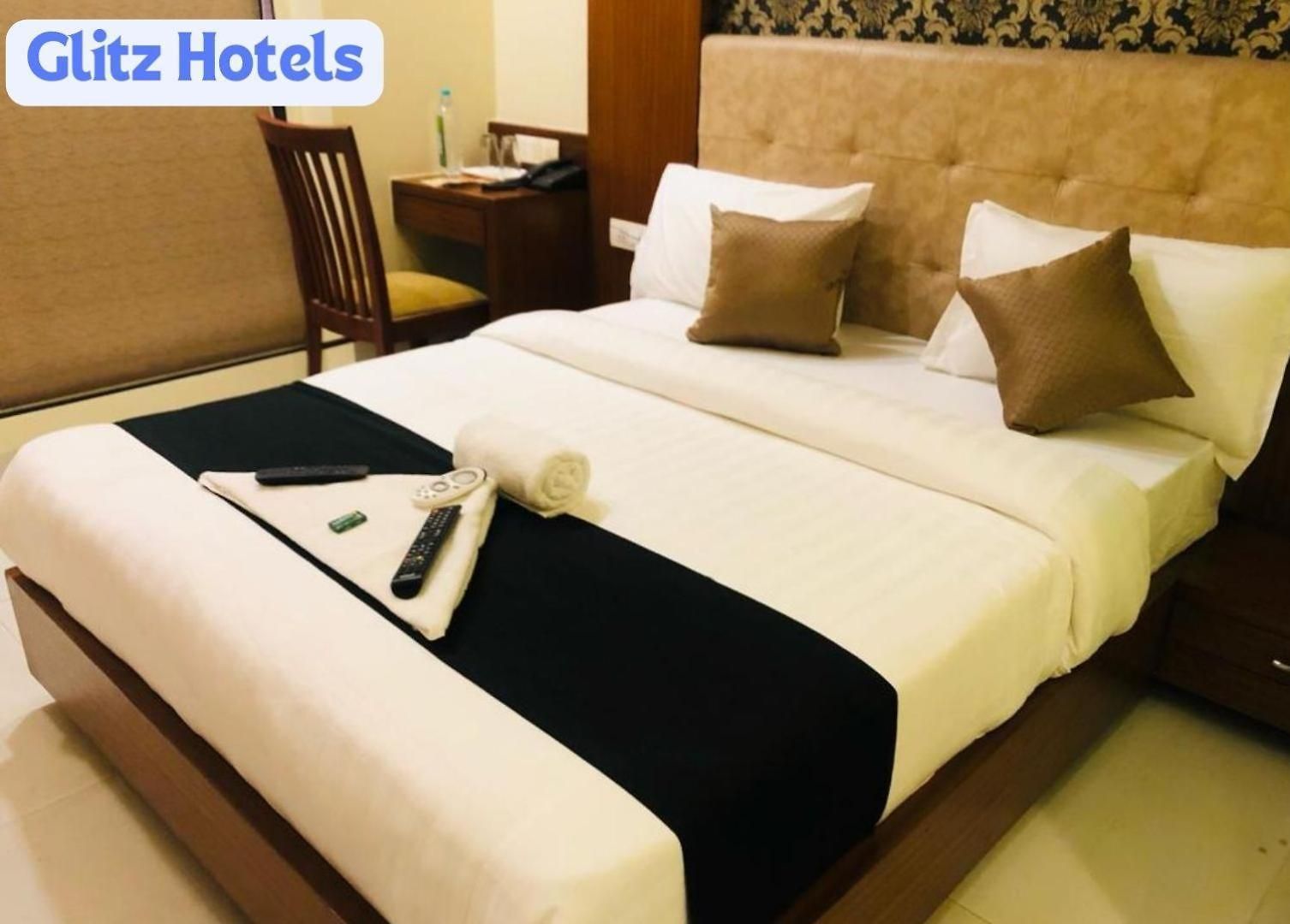 Guest house Glitz 7even Hills- Nr International Airport T2 *