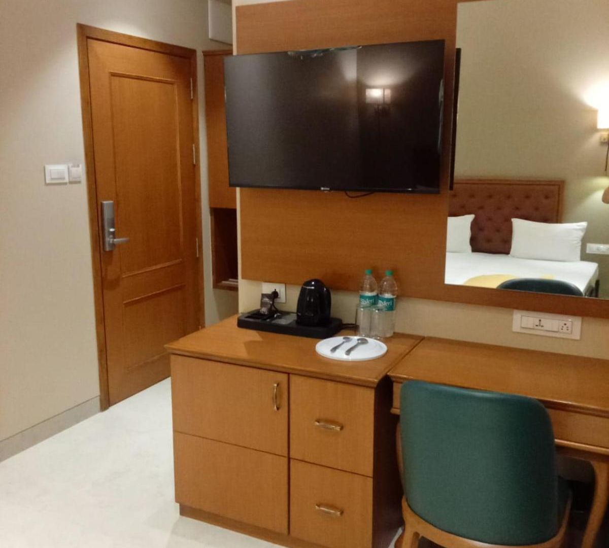 Muza Fisco 3* Mumbai