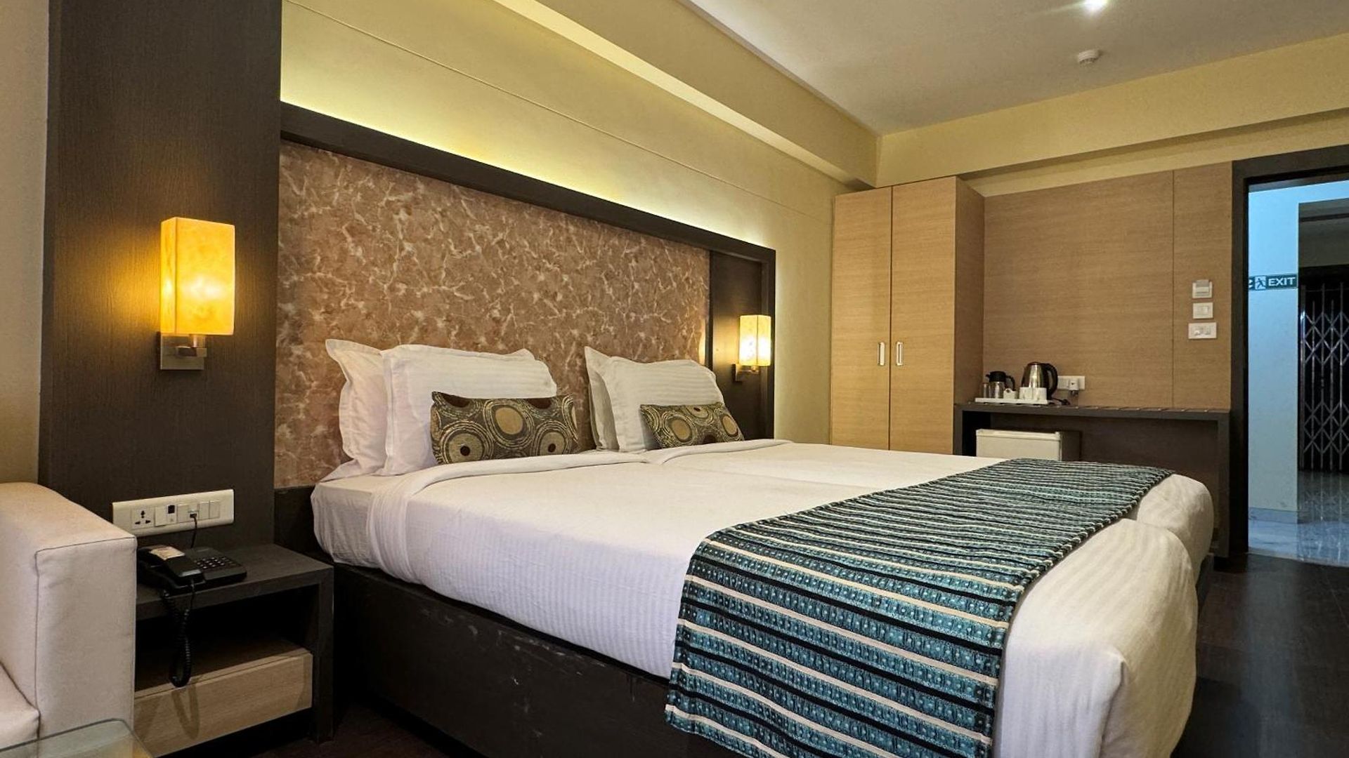 Galaxy Beacon Hotel, Santacruz ,mumbai Hotel