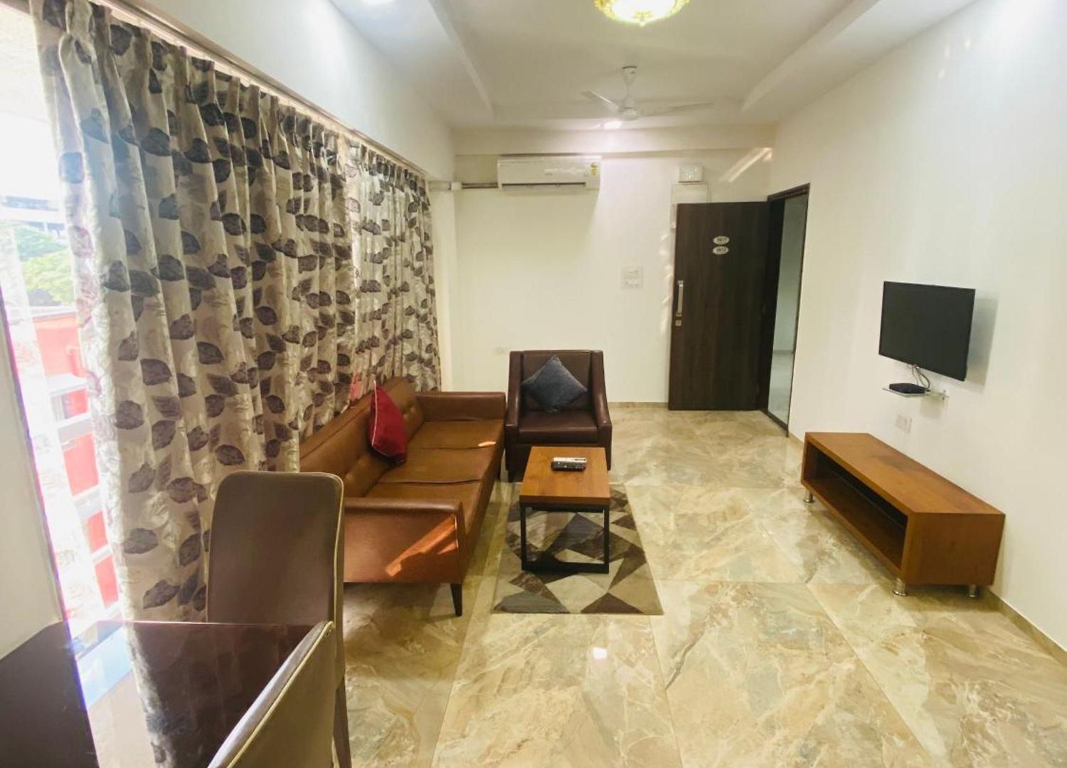 House Luxury Apartments, Santacruz East *