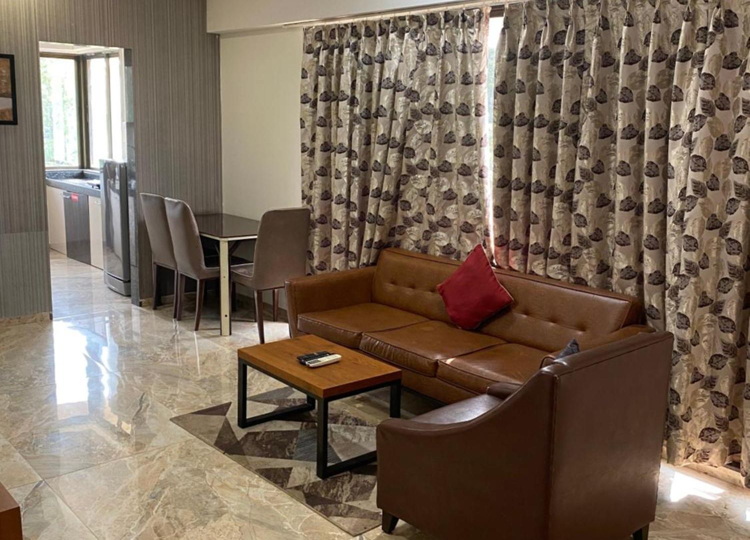 House Luxury Apartments, Santacruz East