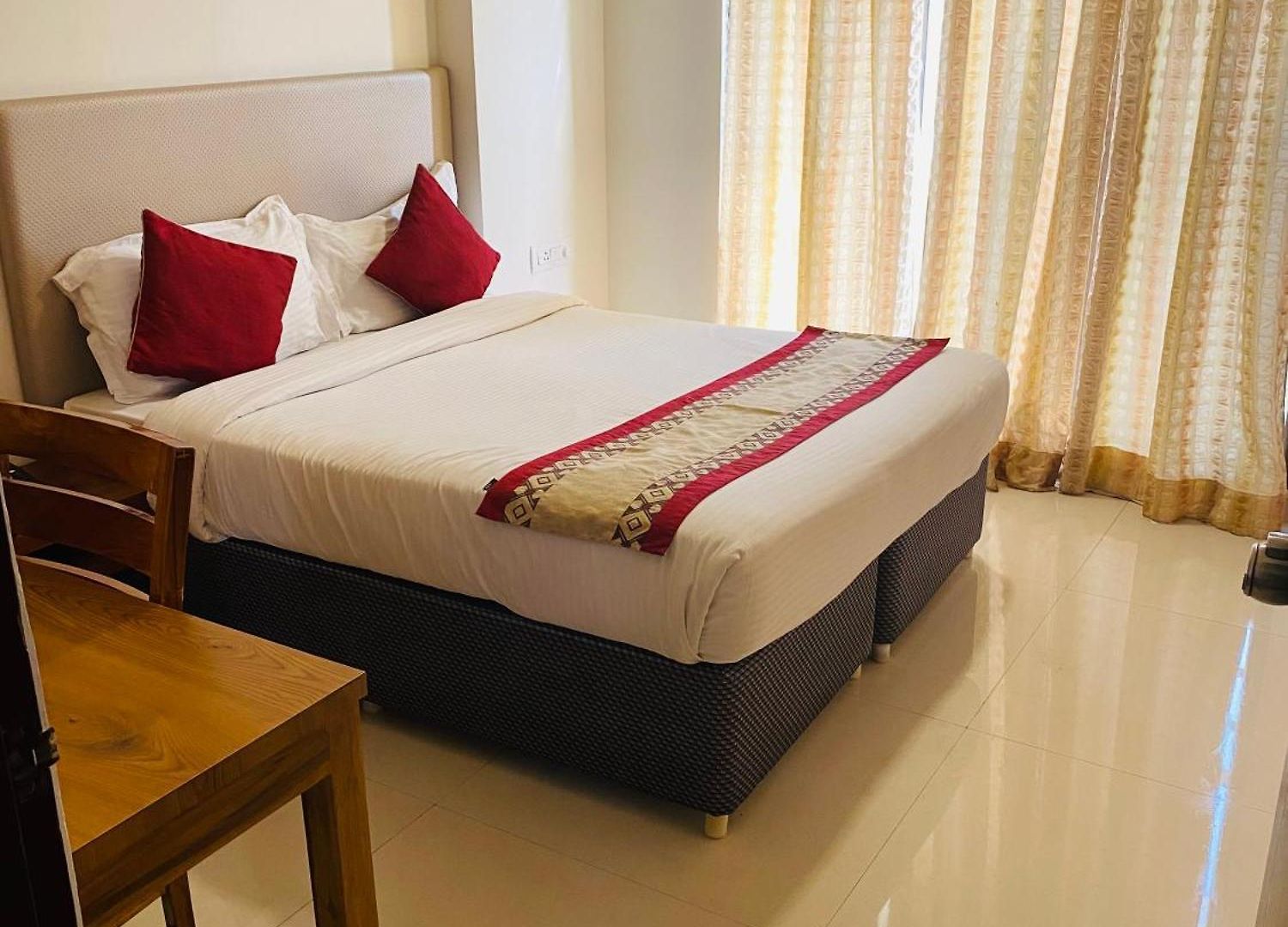 Apartment House Luxury Apartments, Santacruz East