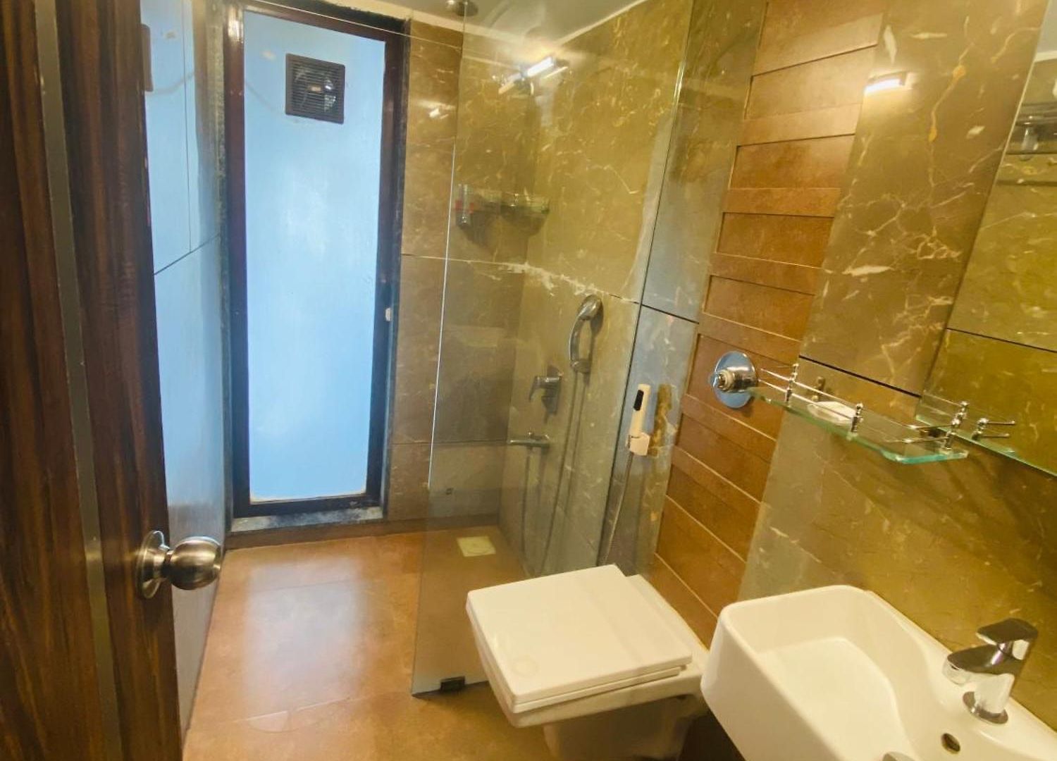 House Luxury Apartments, Santacruz East *