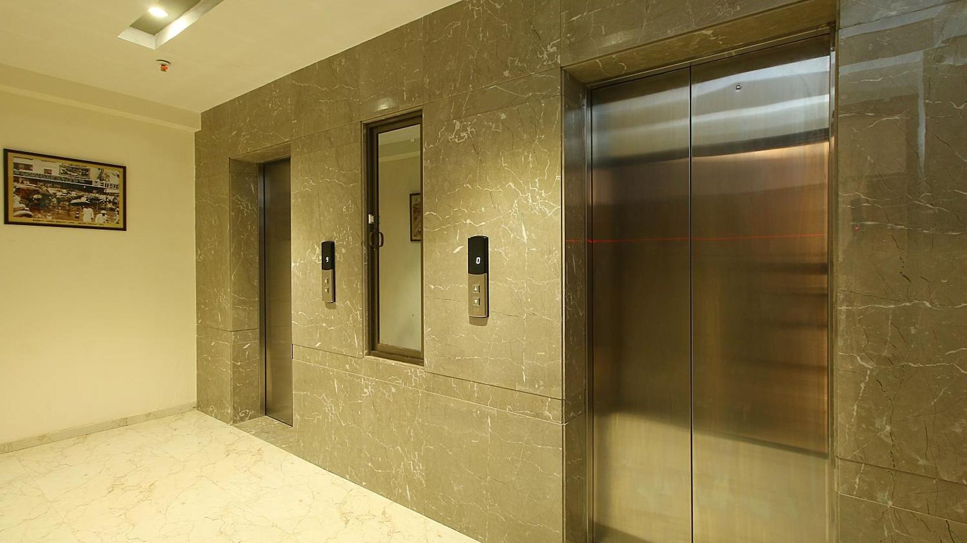 House Luxury Apartments, Santacruz East *
