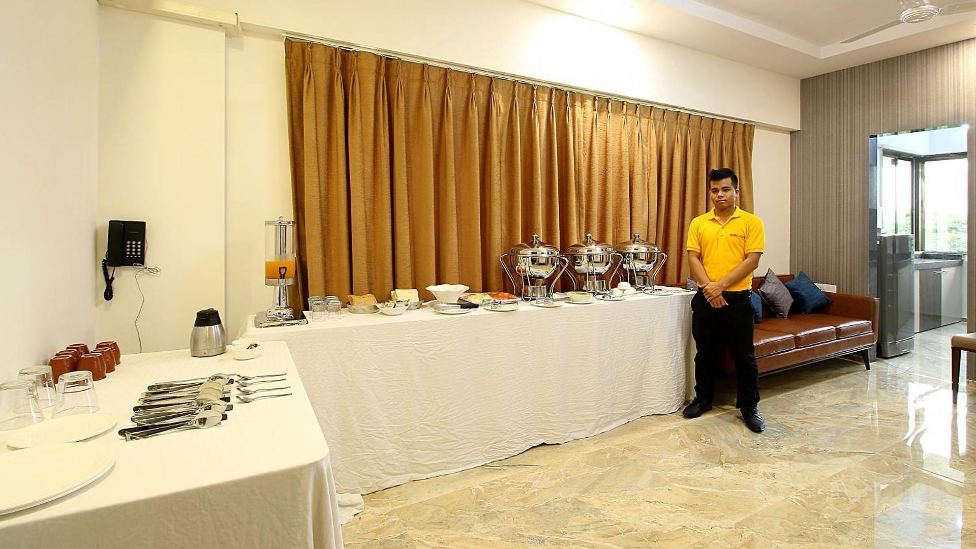 House Luxury Apartments, Santacruz East * Mumbai