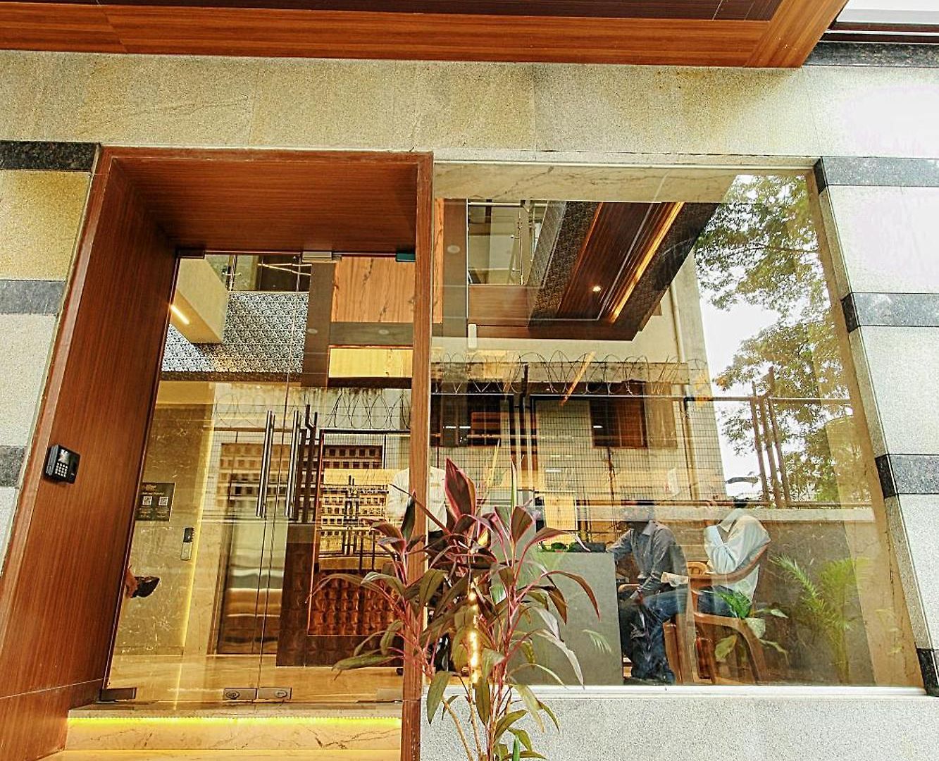 House Luxury Apartments, Santacruz East Apartment Mumbai