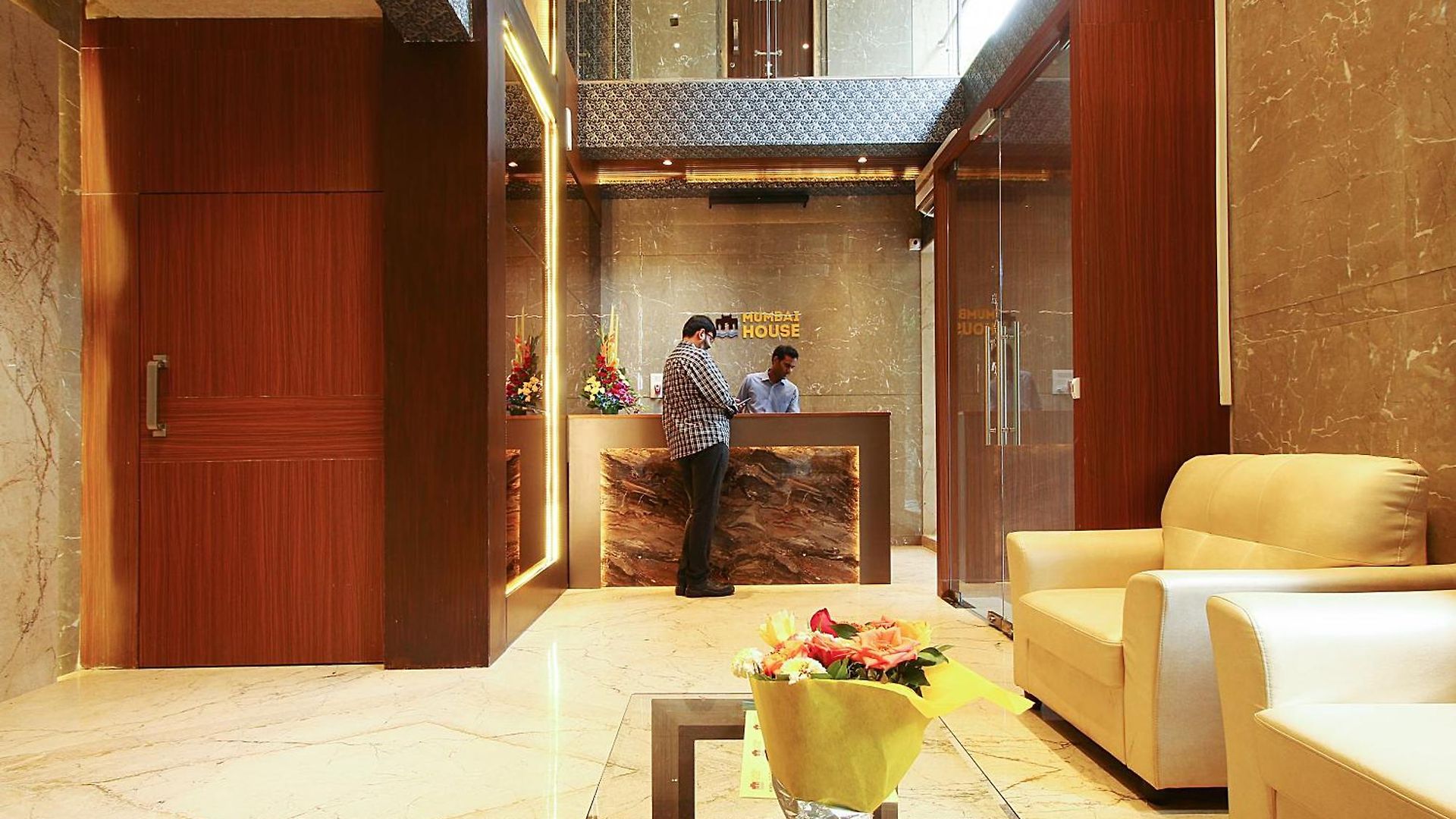 Apartment House Luxury Apartments, Santacruz East