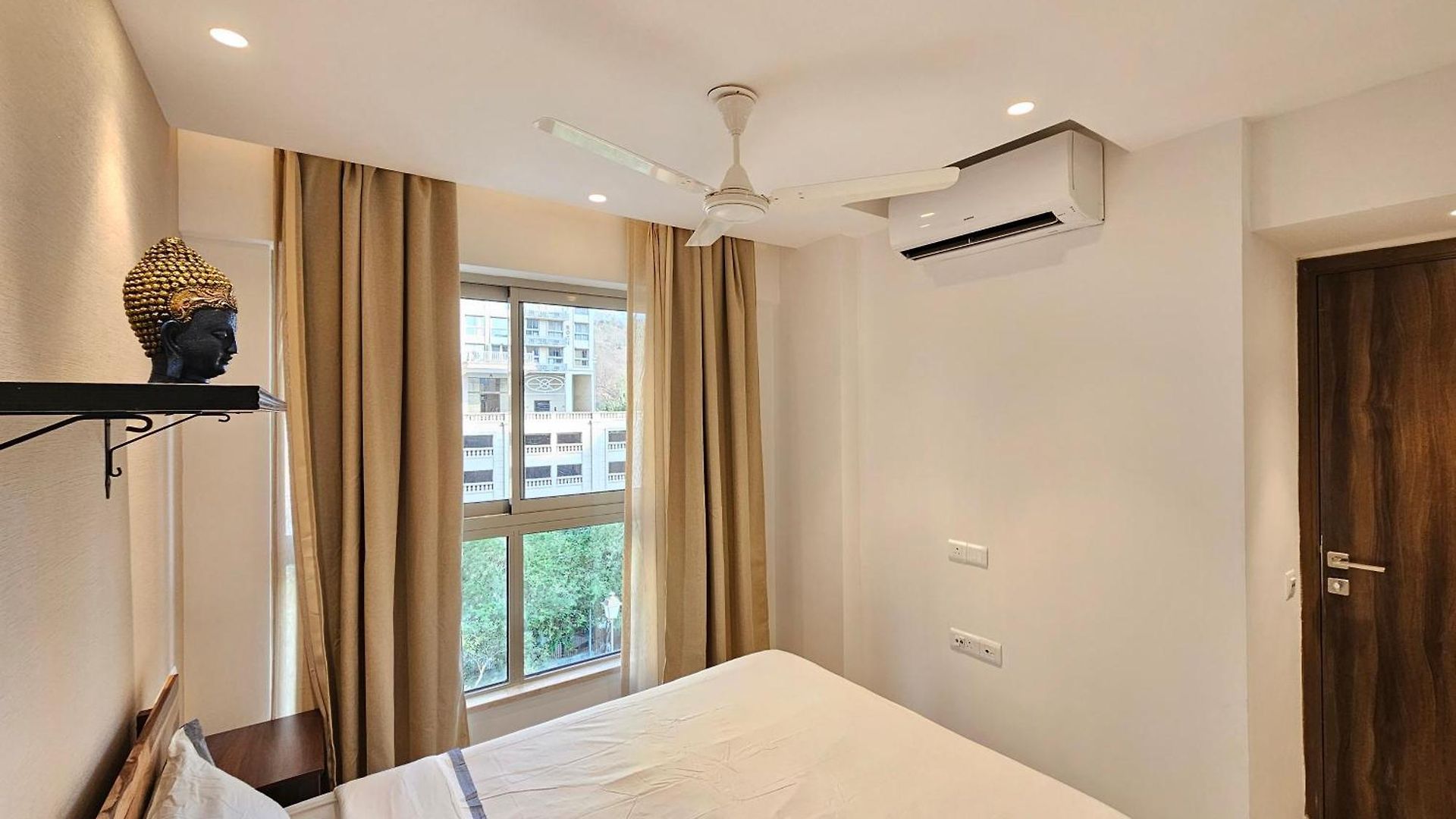 Apartment Lite - Powai