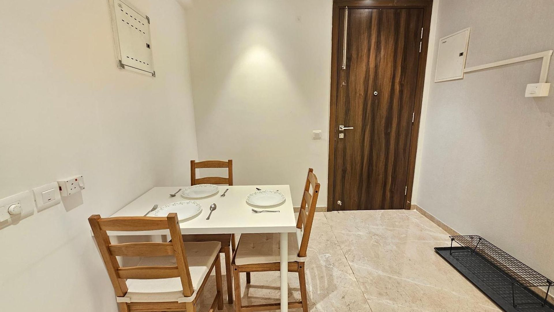 Apartment Lite - Powai Mumbai