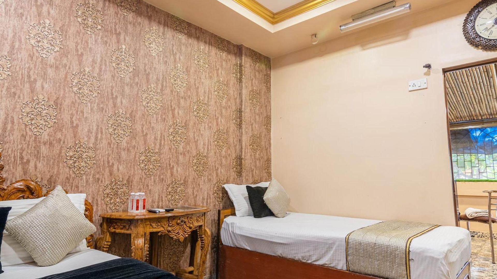 Onn Shelter Hotel