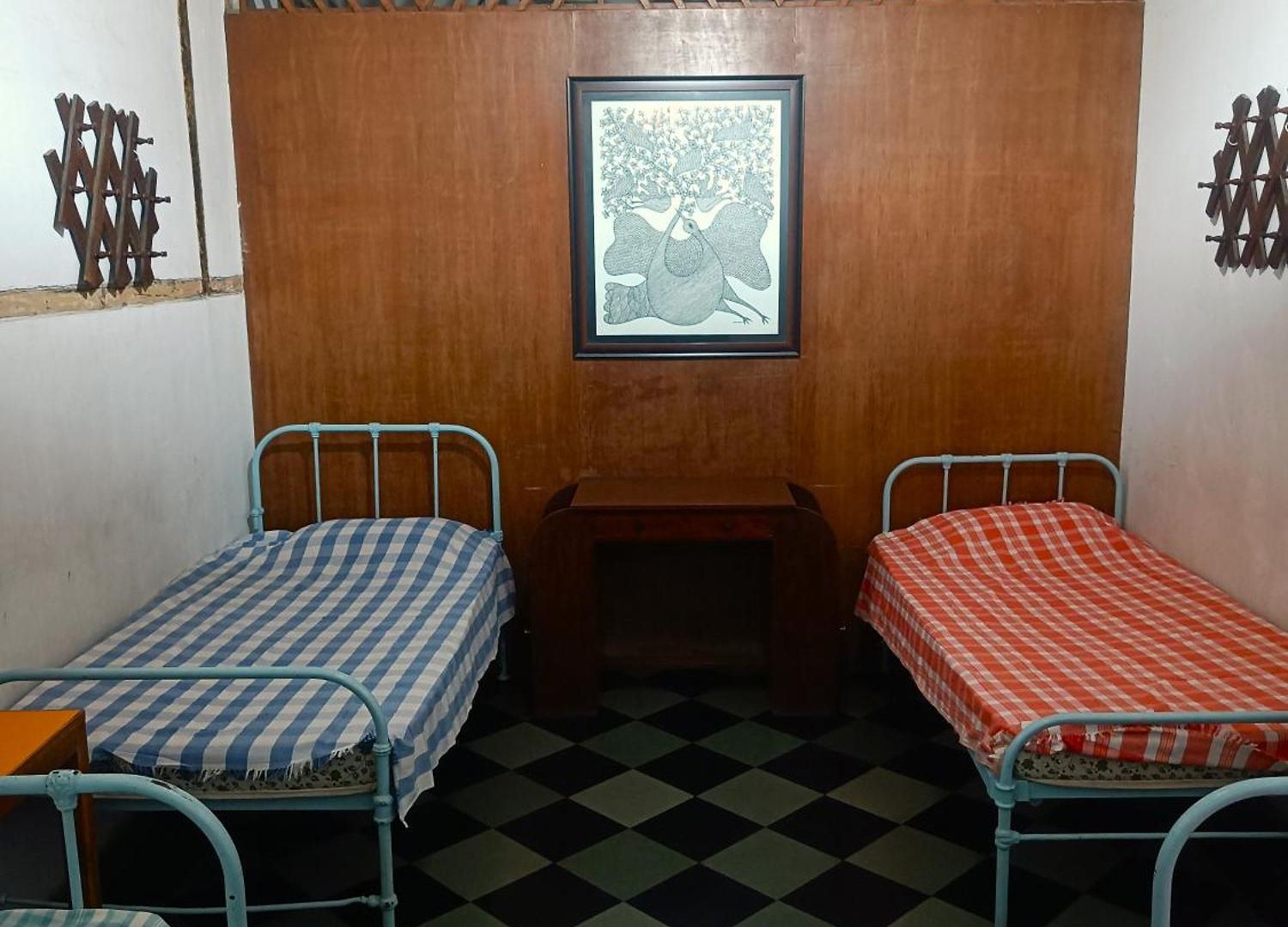 Hostel Vasantashram Cst Mumbai, Free Wifi With 1940s Retro Vibe *