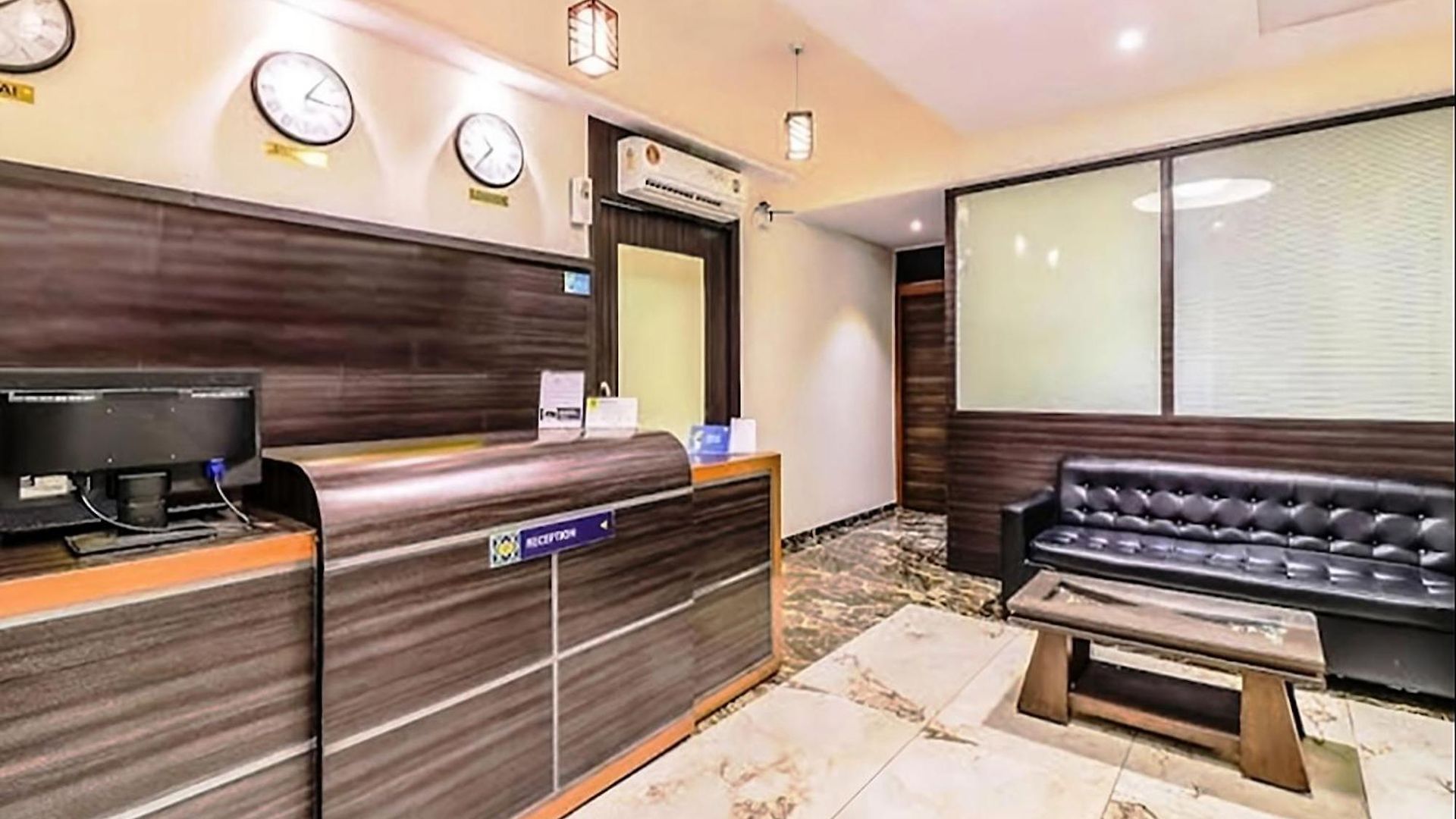 Aksa Powai *