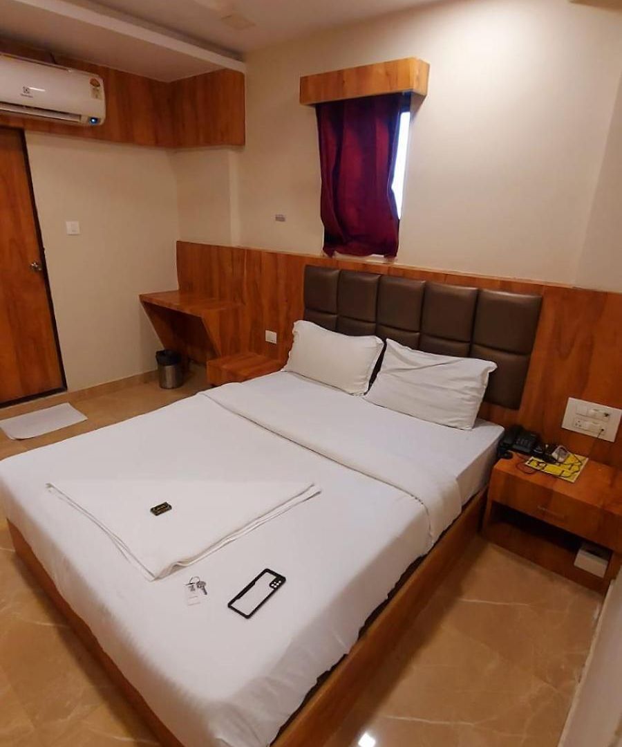 Rigga Kokilaben Dhirubhai Ambani Hospital Hotel Mumbai
