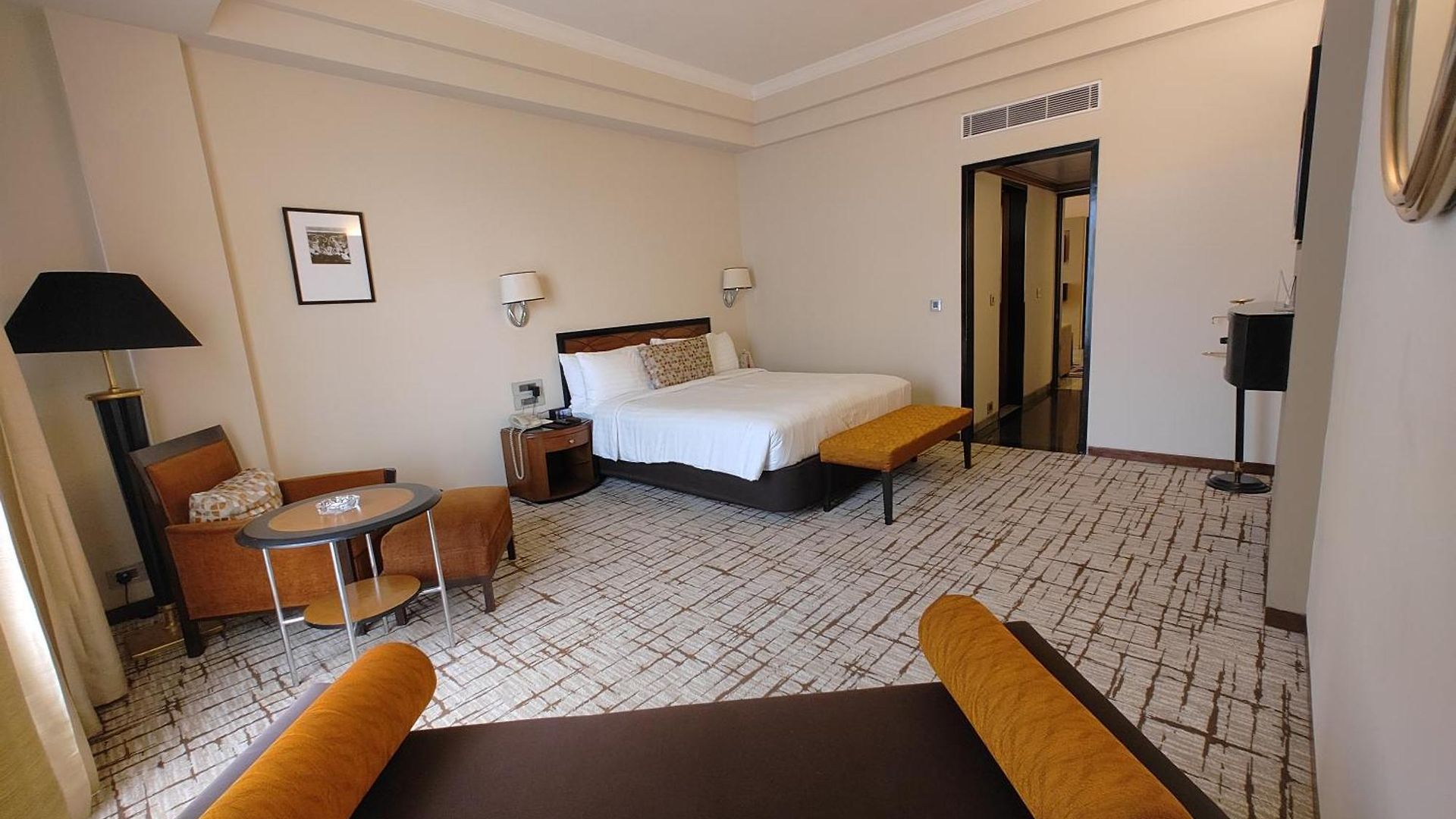 Marine Plaza 5* Mumbai