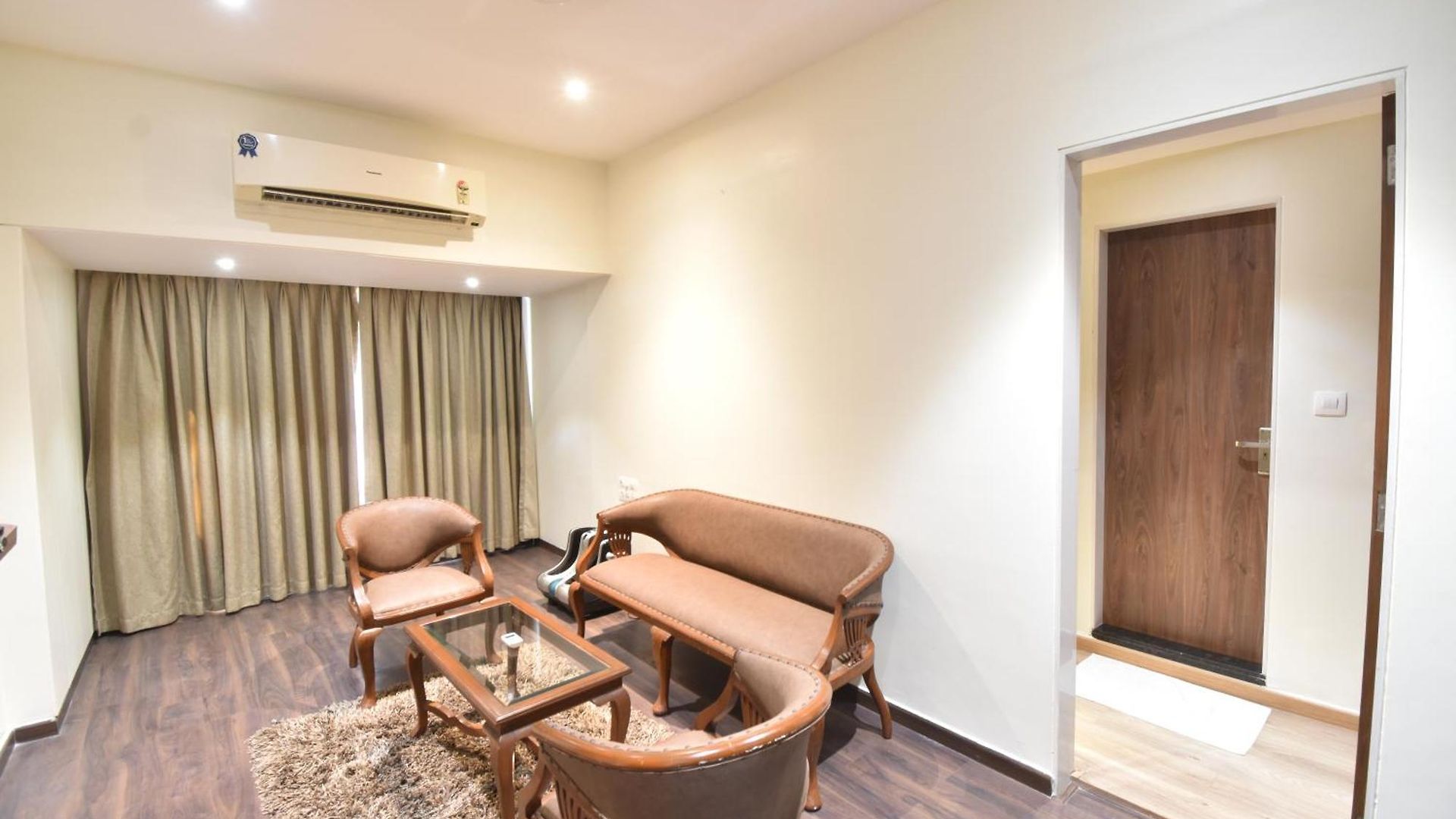 The Aarya A Smart Business 3* Mumbai