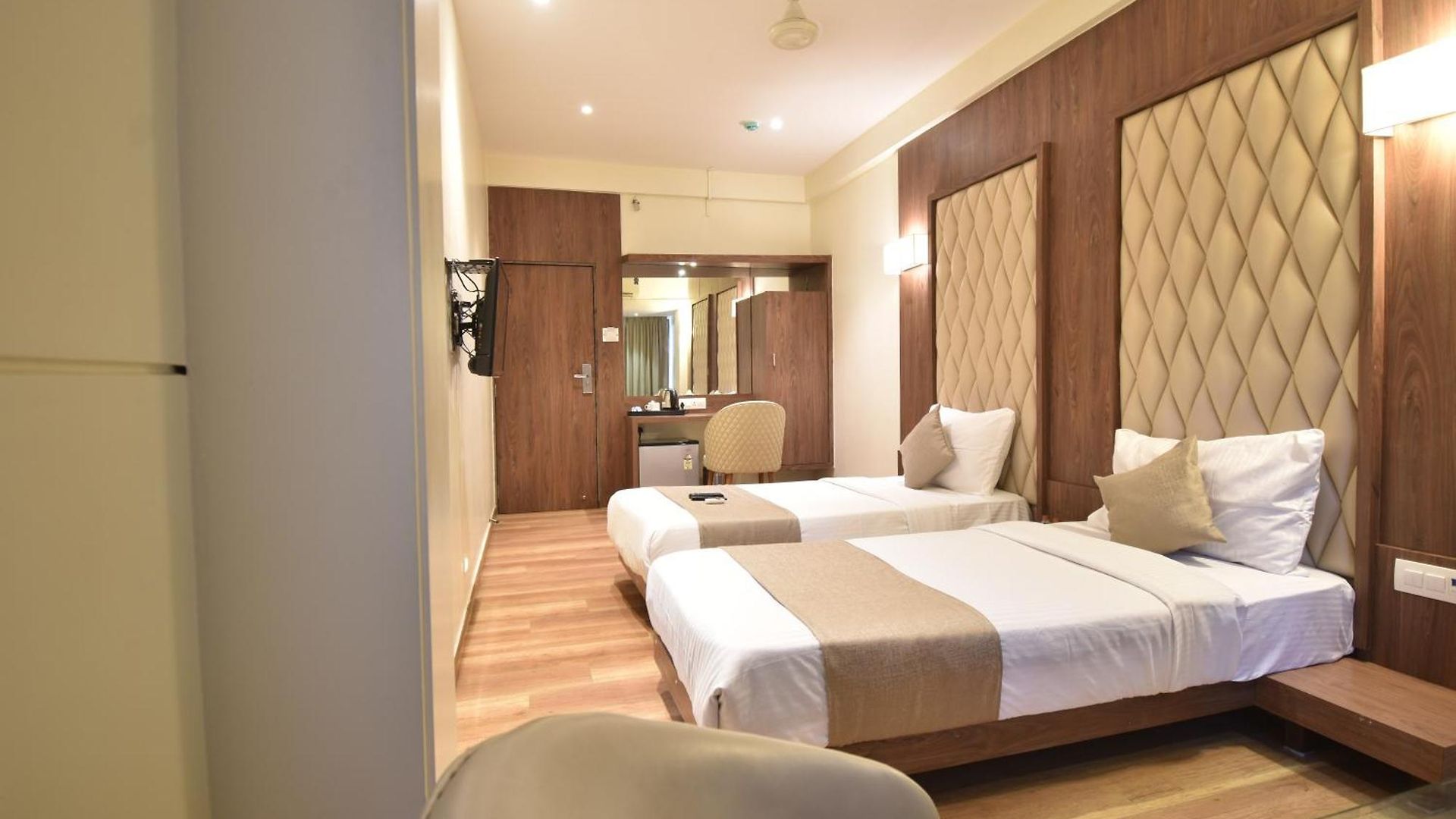 Hotel The Aarya A Smart Business 3*