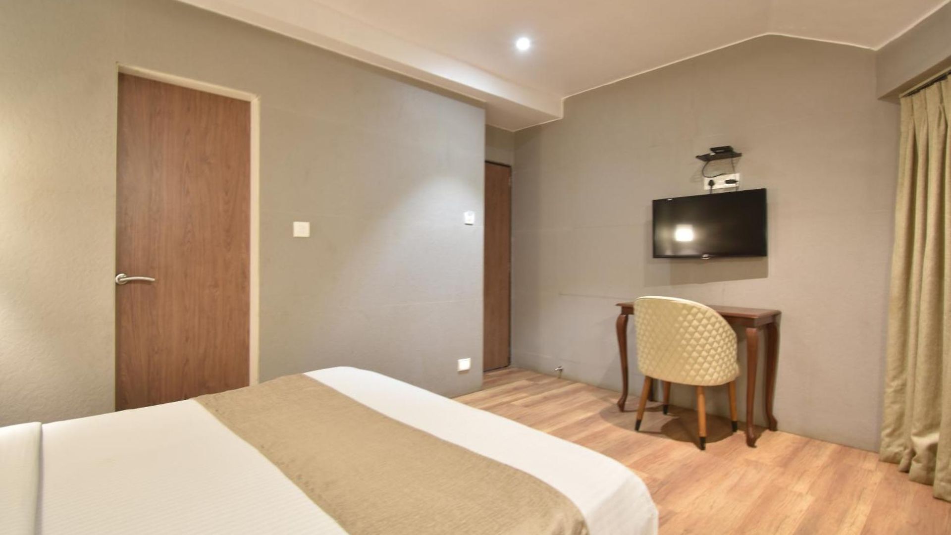 The Aarya A Smart Business 3* Mumbai