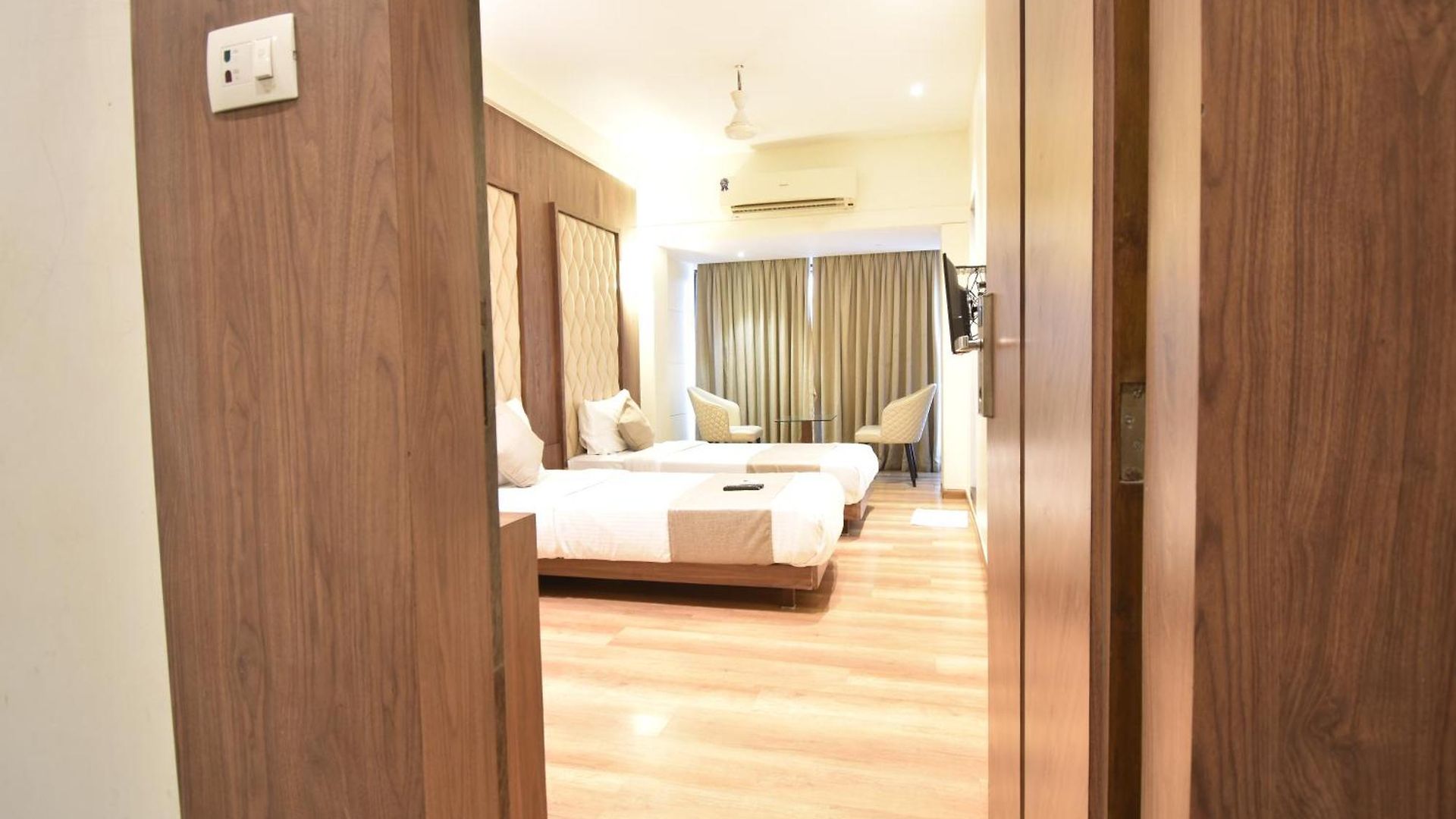 The Aarya A Smart Business Hotel 3*