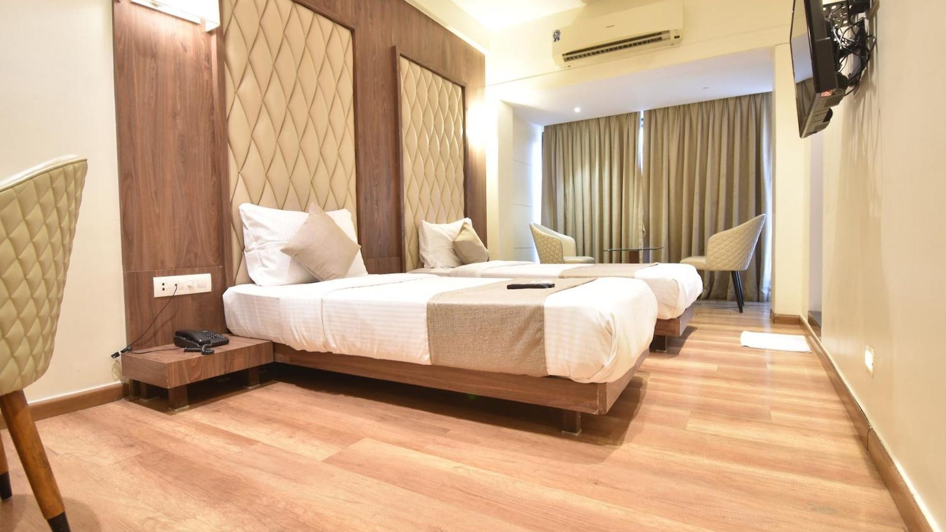 The Aarya A Smart Business 3* Mumbai