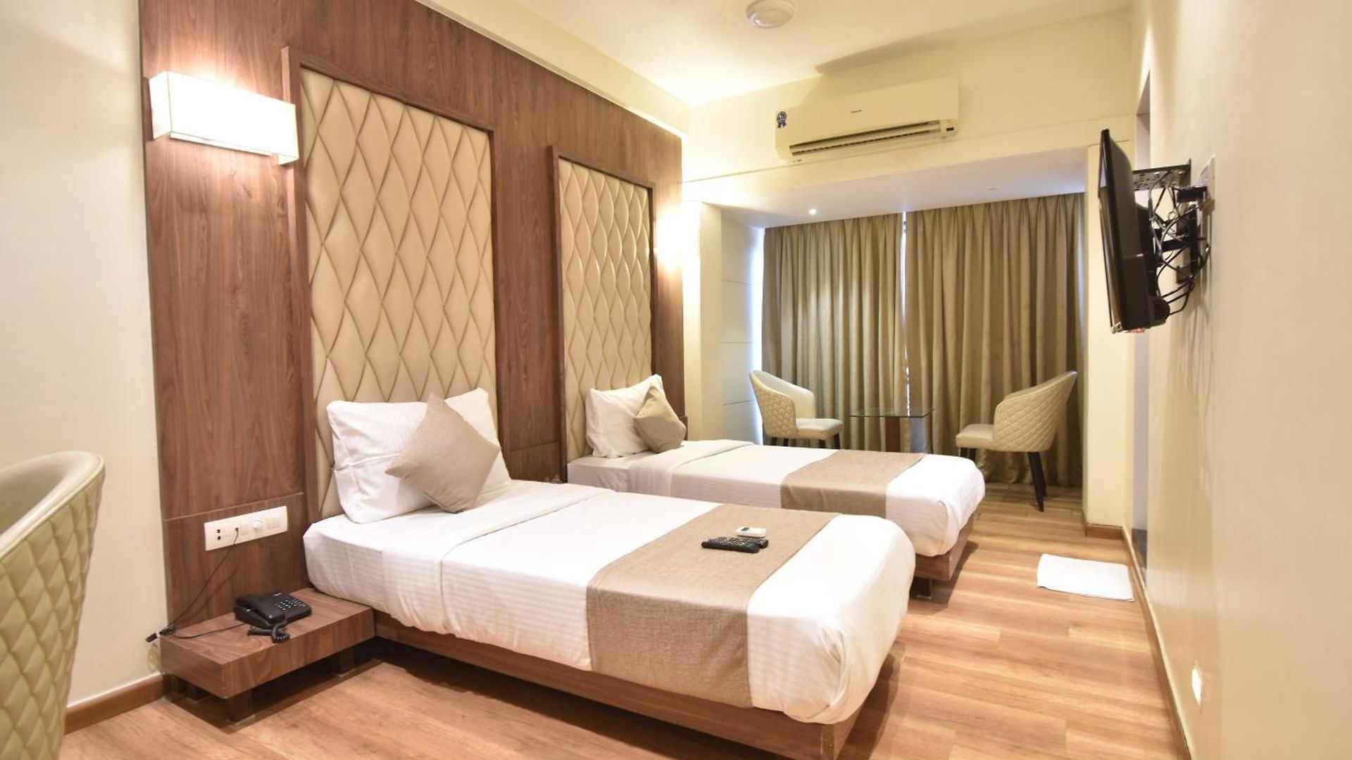 Hotel The Aarya A Smart Business 3*