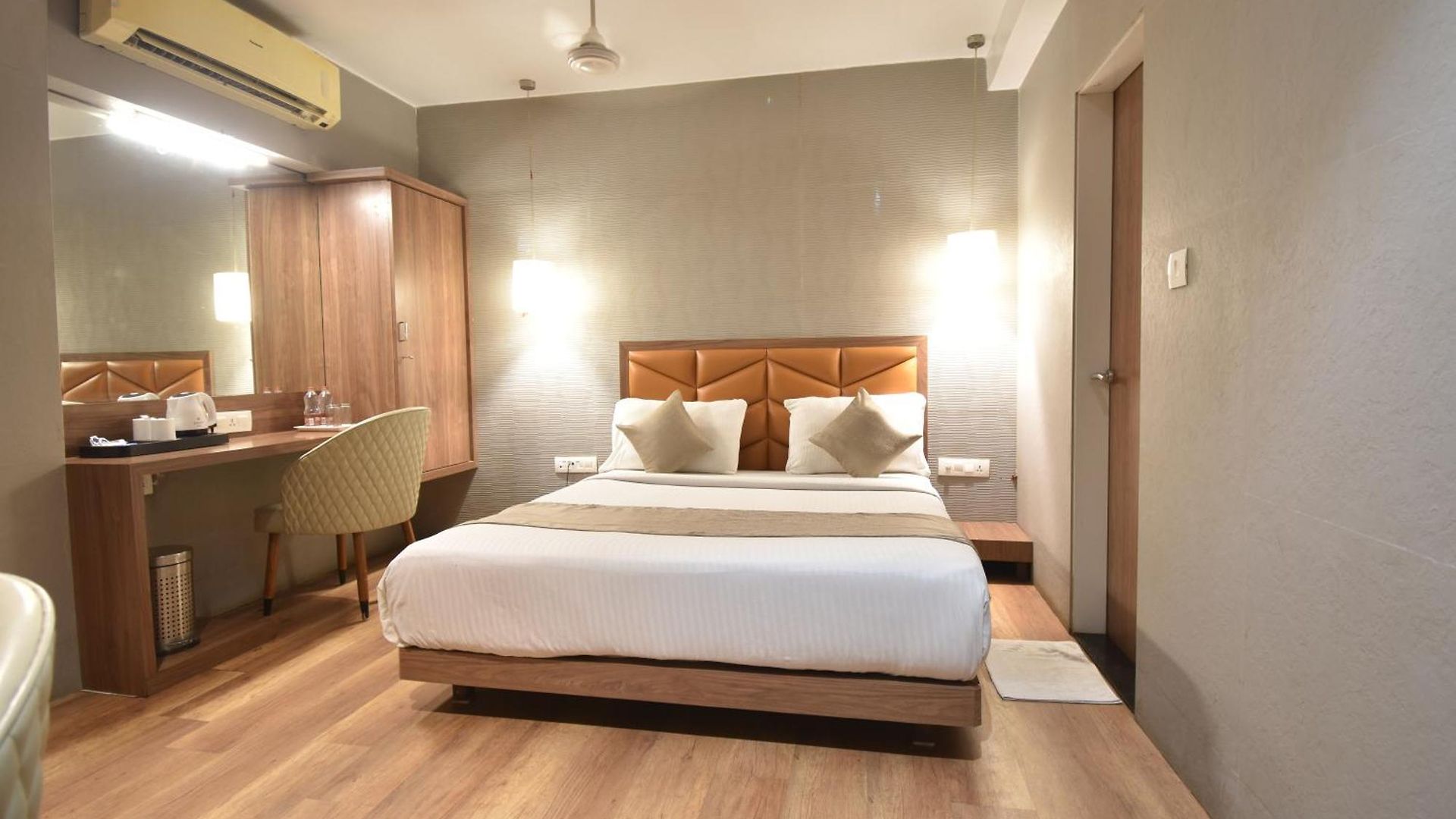 The Aarya A Smart Business 3* Mumbai