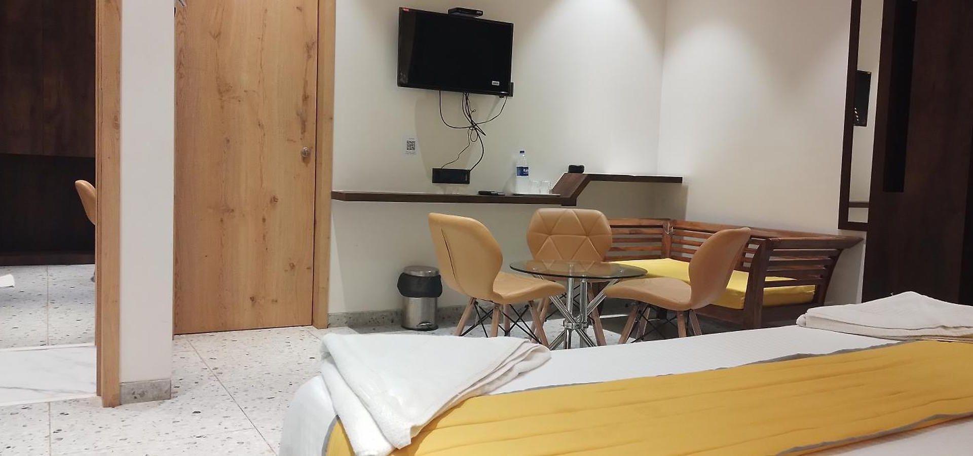 Shine Hospitality Group Hotel 2*