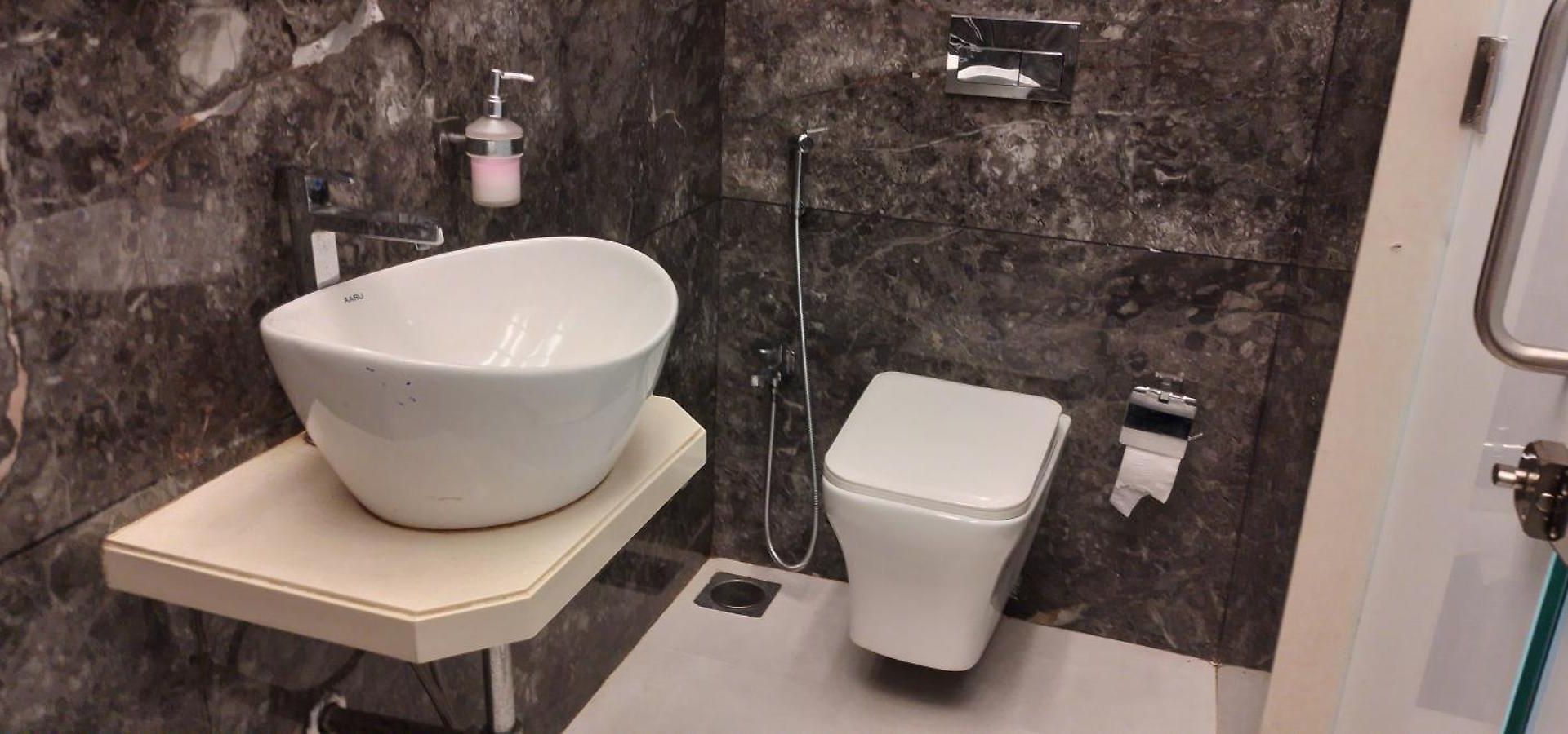 Shine Hospitality Group 2* Mumbai