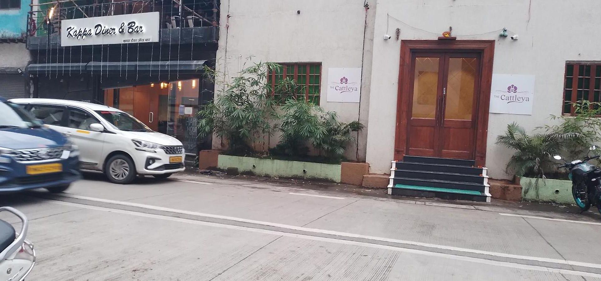 Shine Hospitality Group 2* Mumbai