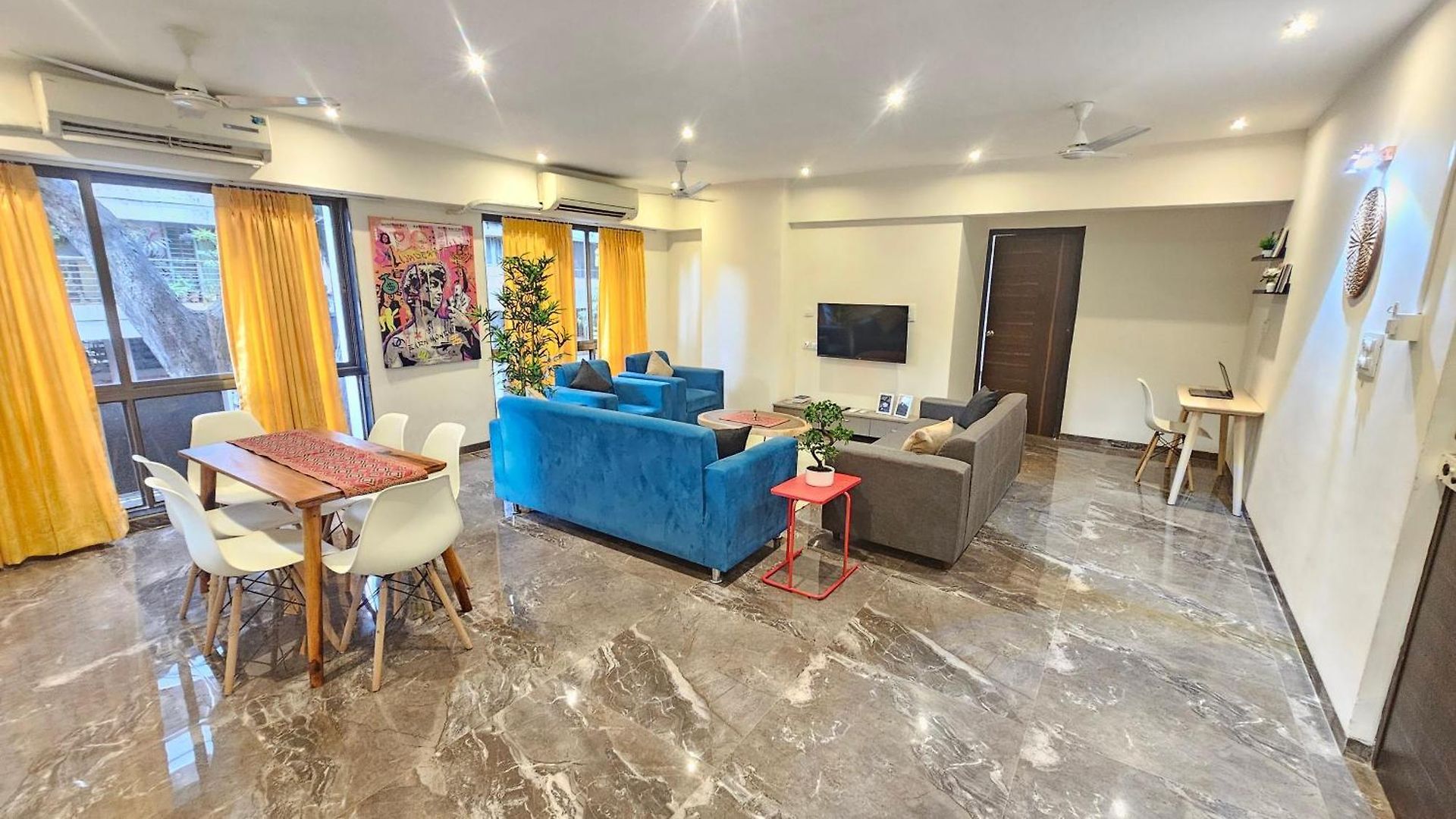 Lite - Parle East Apartment