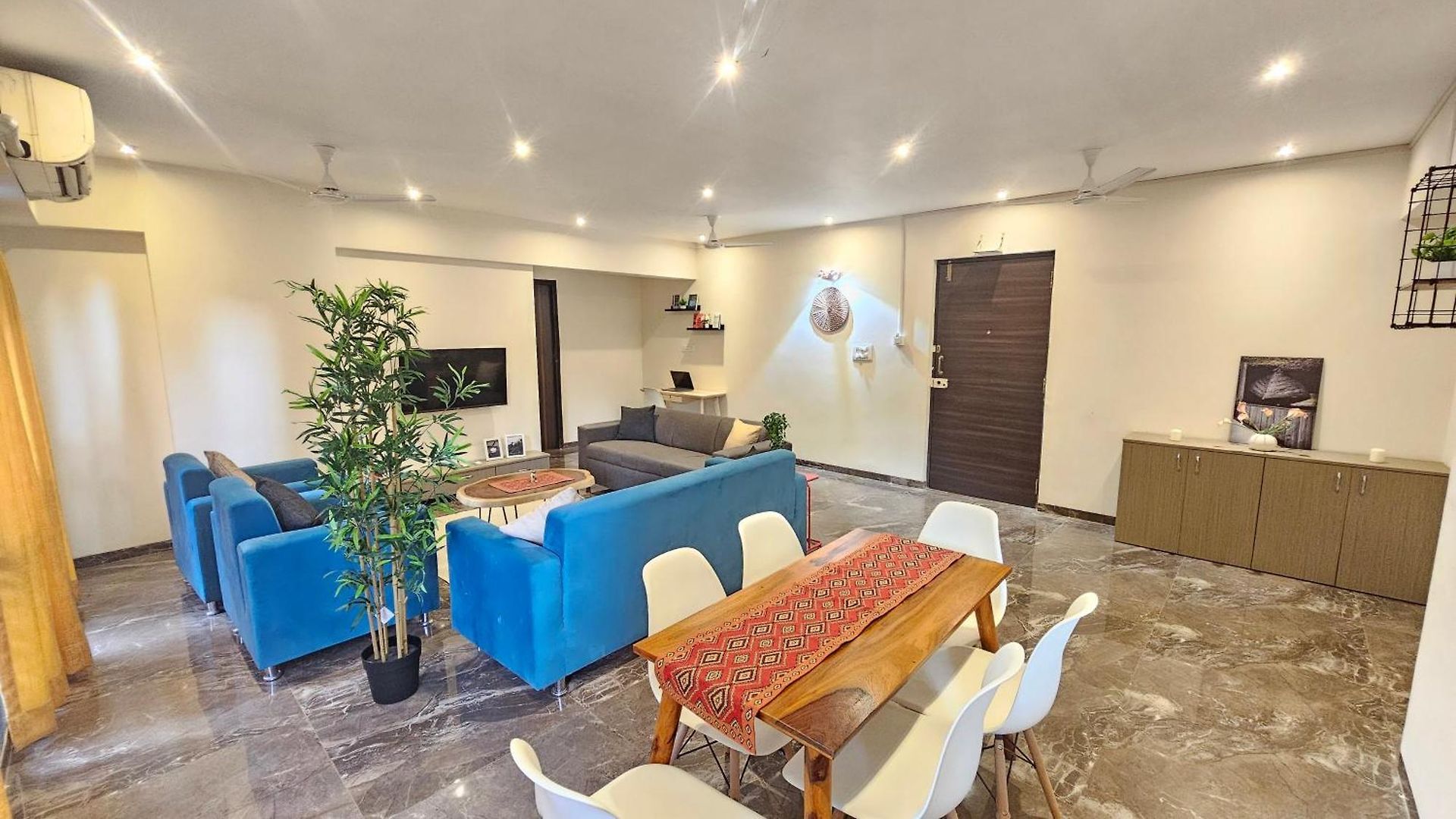 Lite - Parle East Apartment *