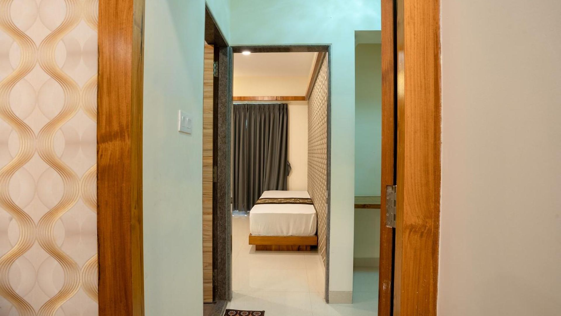Home2 And Service Apartments, Airport *