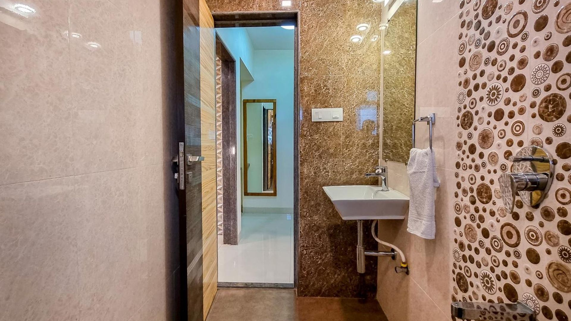 Home2 And Service Apartments, Airport *