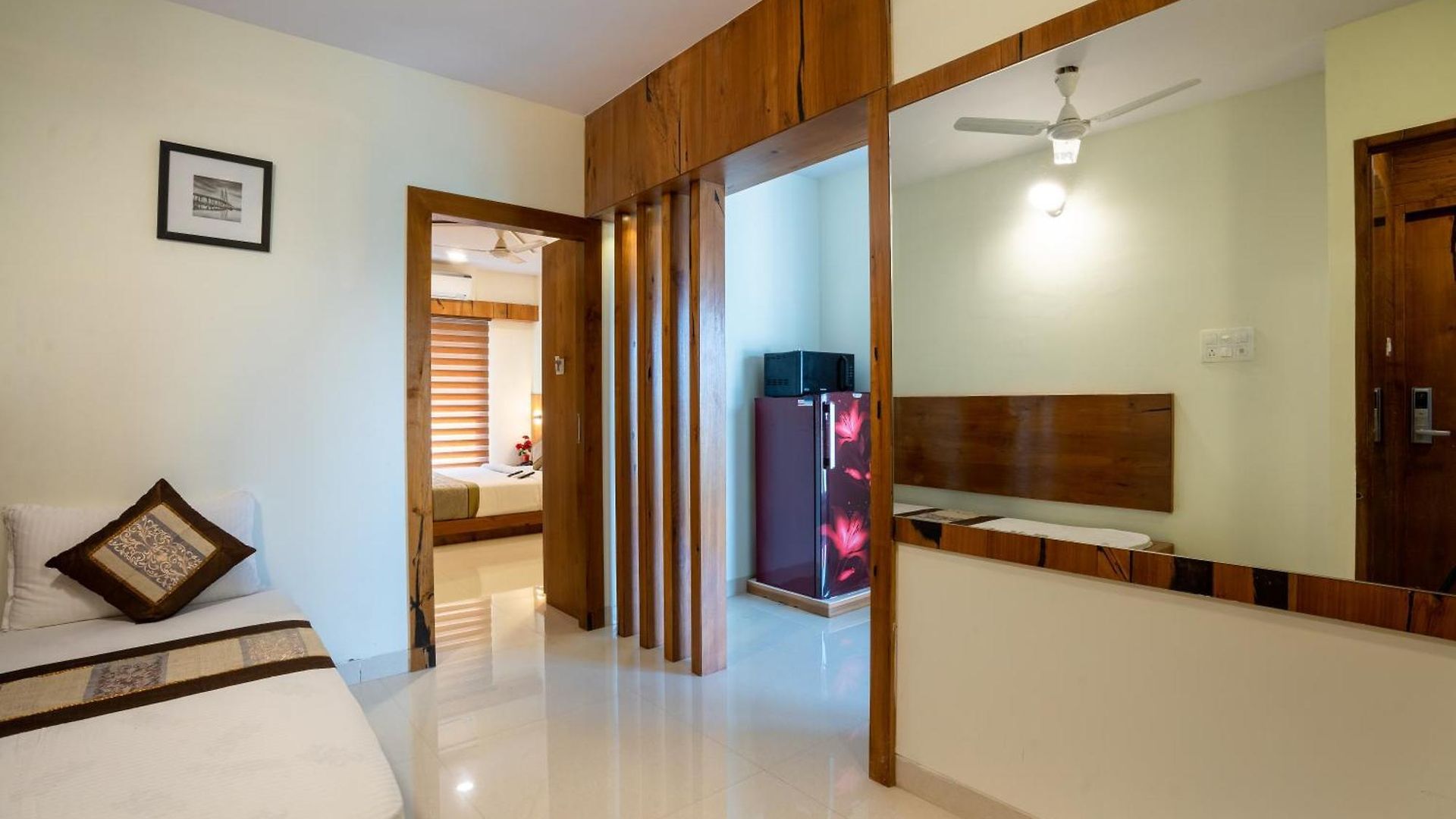 Home2 And Service Apartments, Airport Apartment