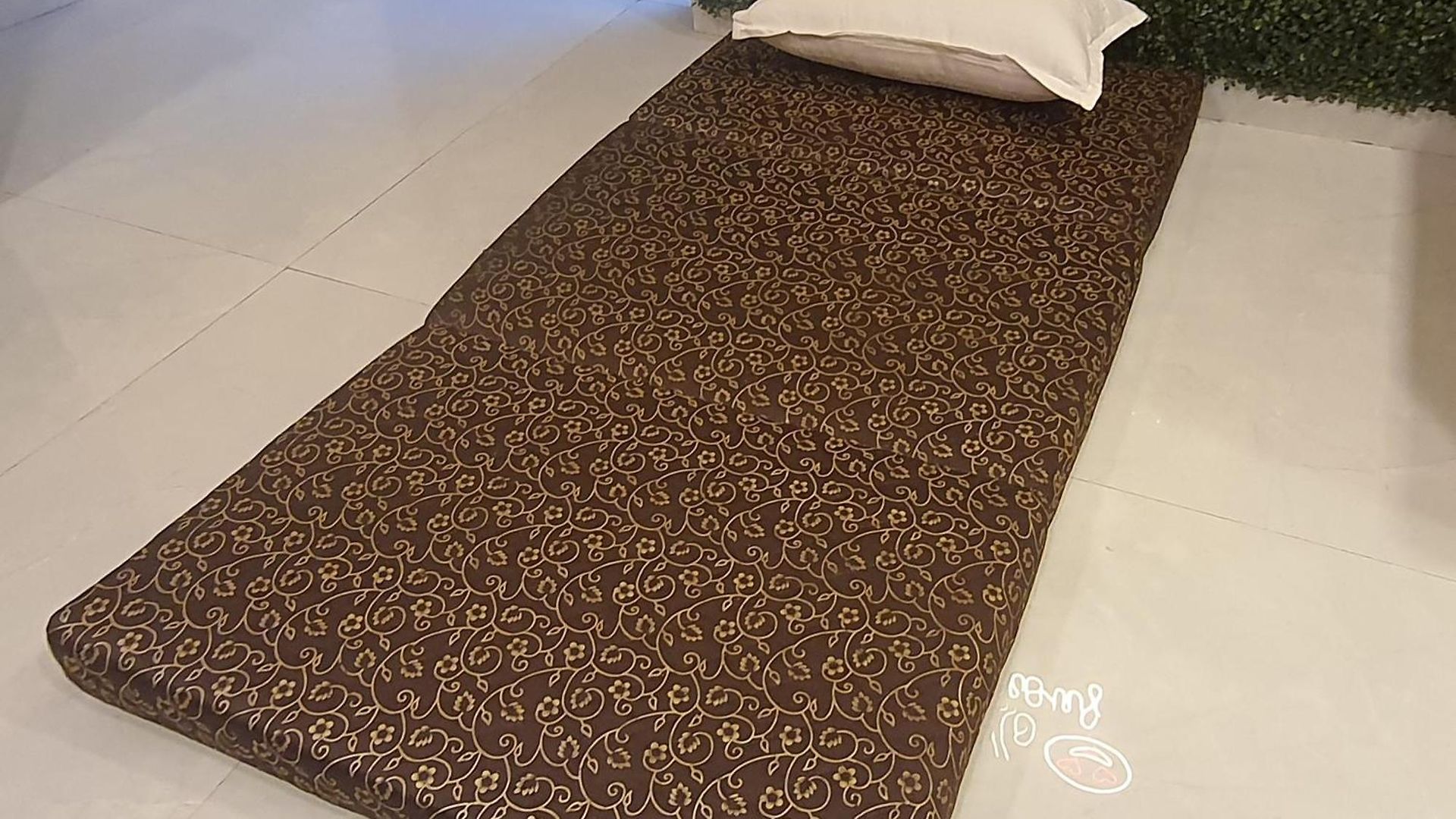 Apartment Osi Lilavati Bandra Mumbai