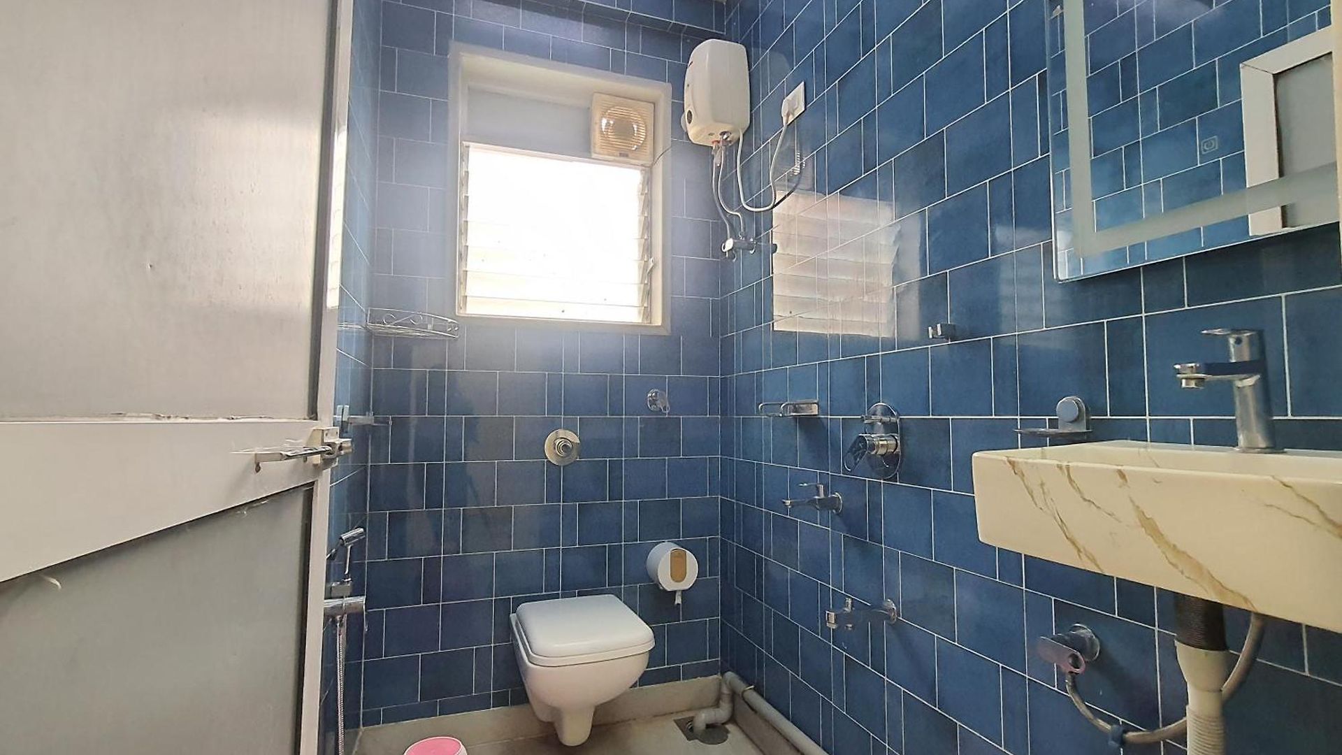 Osi Lilavati Bandra Apartment *