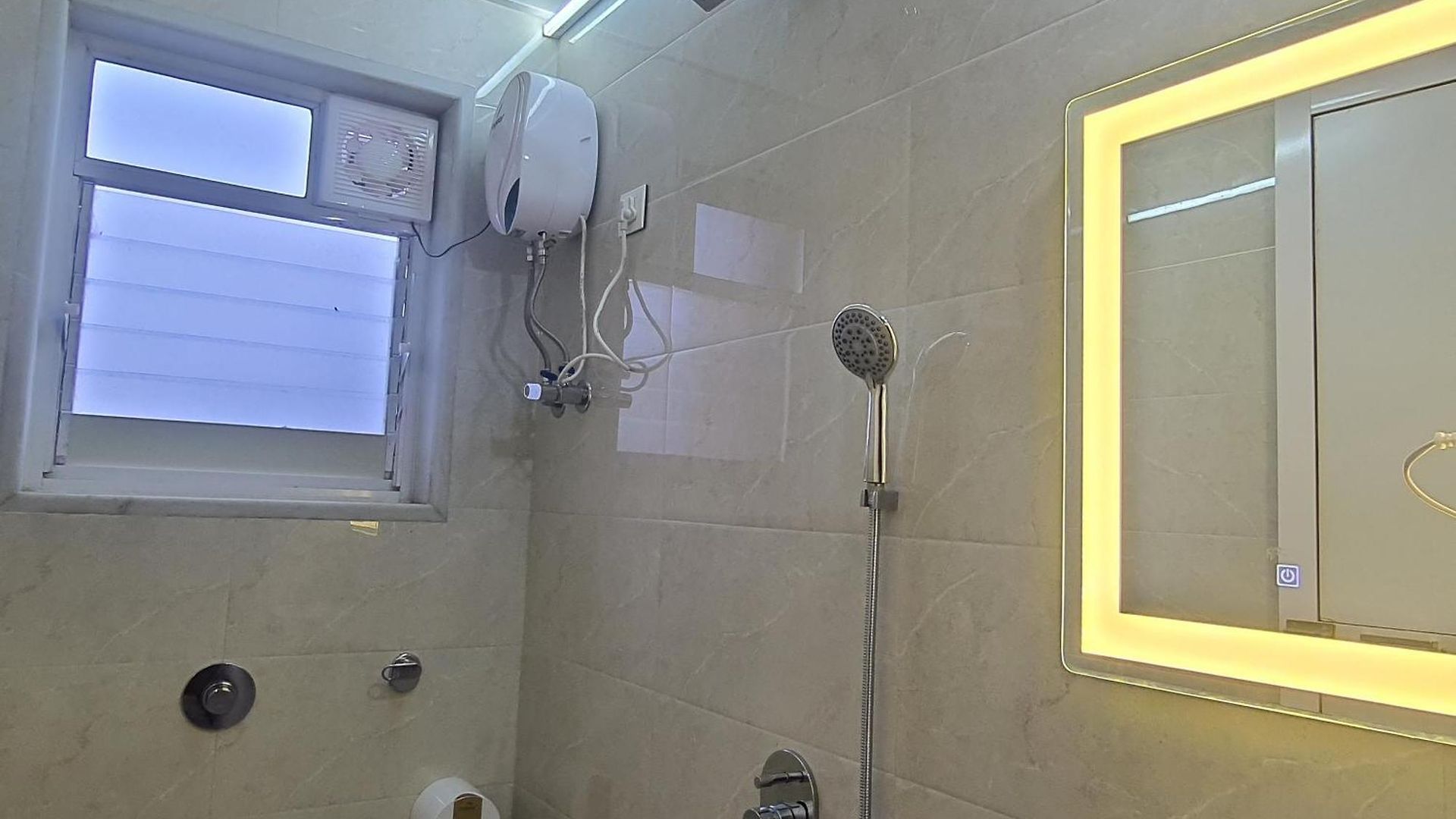 Osi Lilavati Bandra Mumbai
