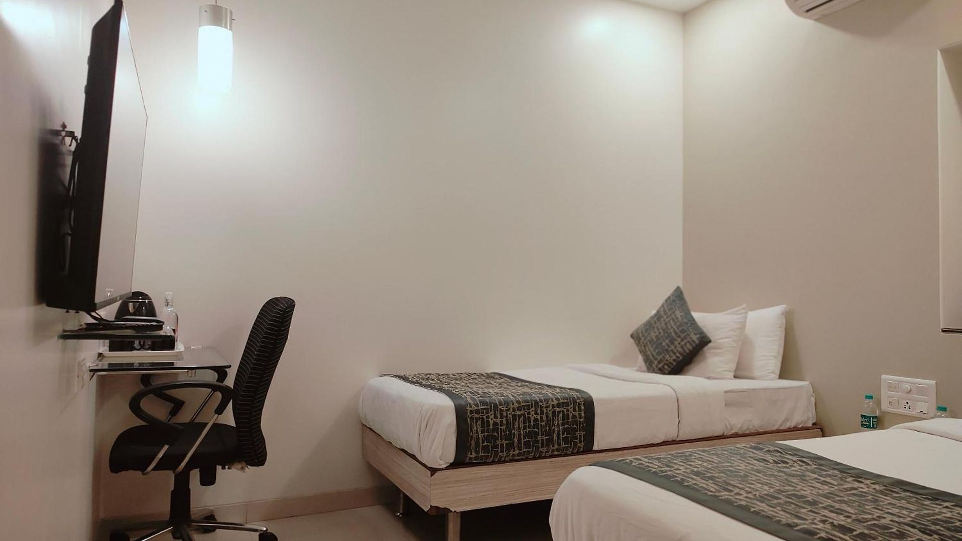 Guest house Apollo - Colaba Causeway