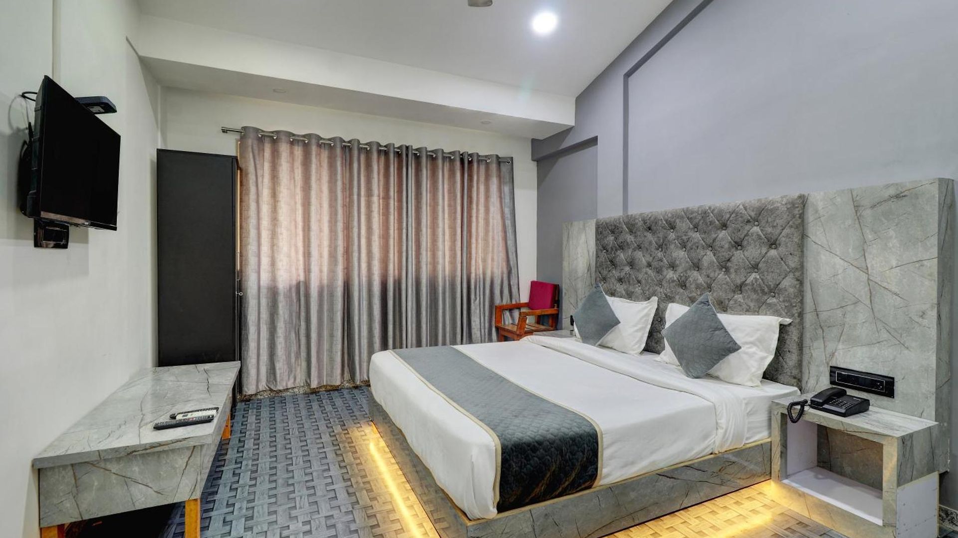 Hotel Bb House *