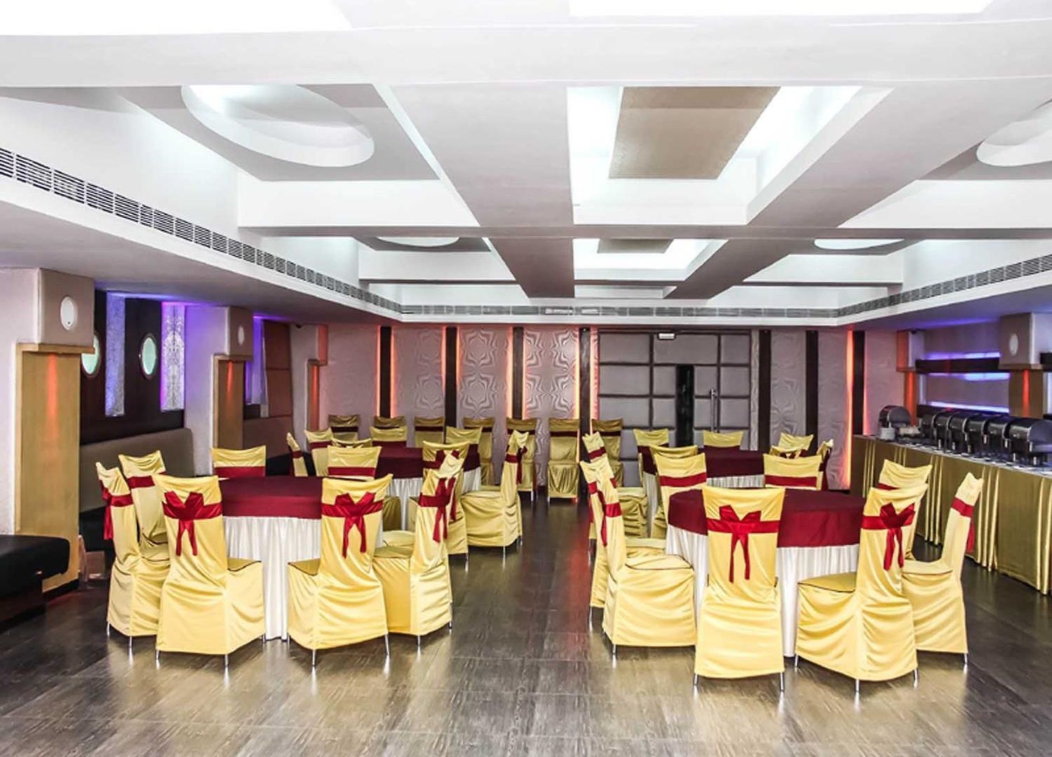 Vihang's Hotel 3*