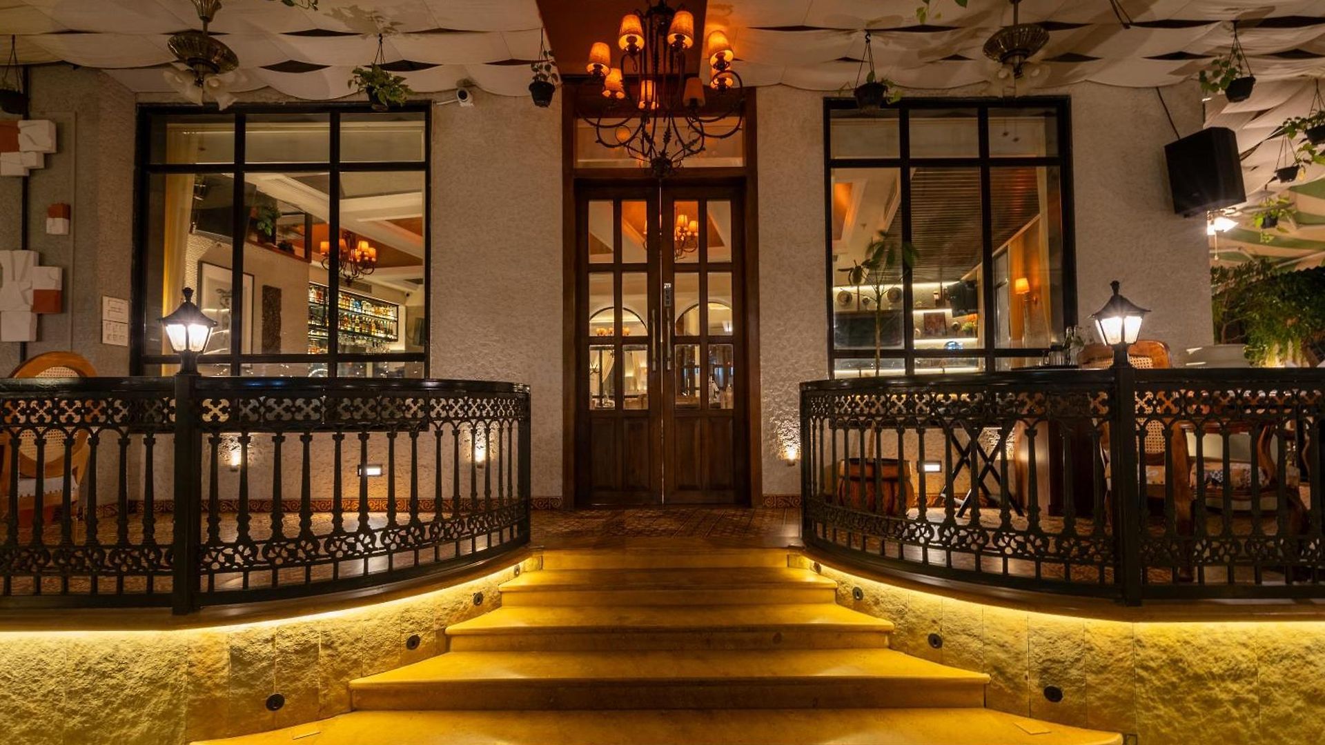 Hotel Arnna-Nesco Goregaon 4*
