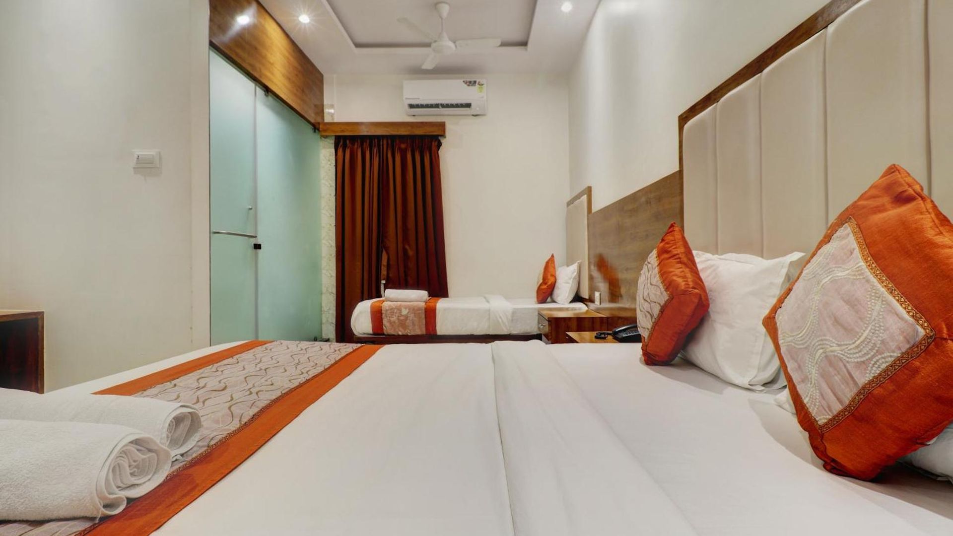 A K Hotel Mumbai
