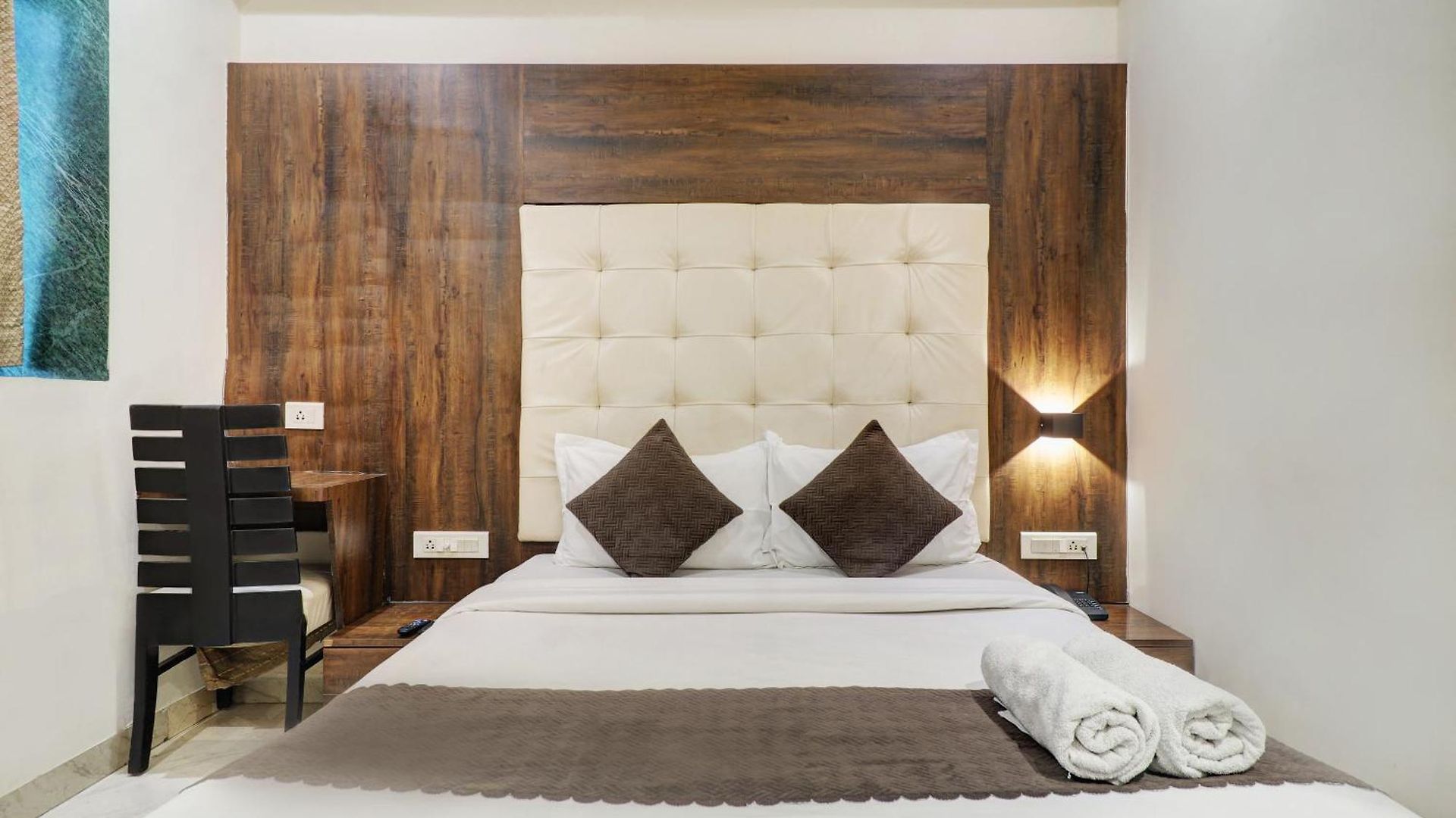 A. K. International - Hotel Mumbai