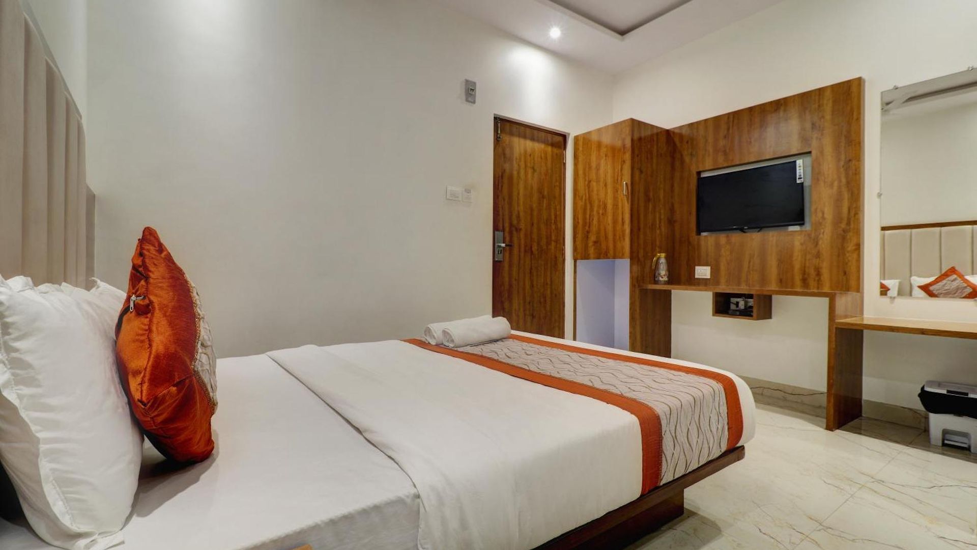 Hotel A K