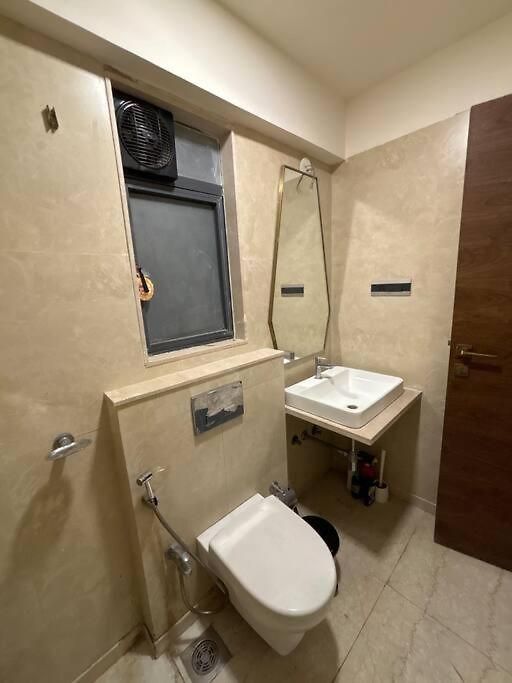 Bkc Nest 1bhk *