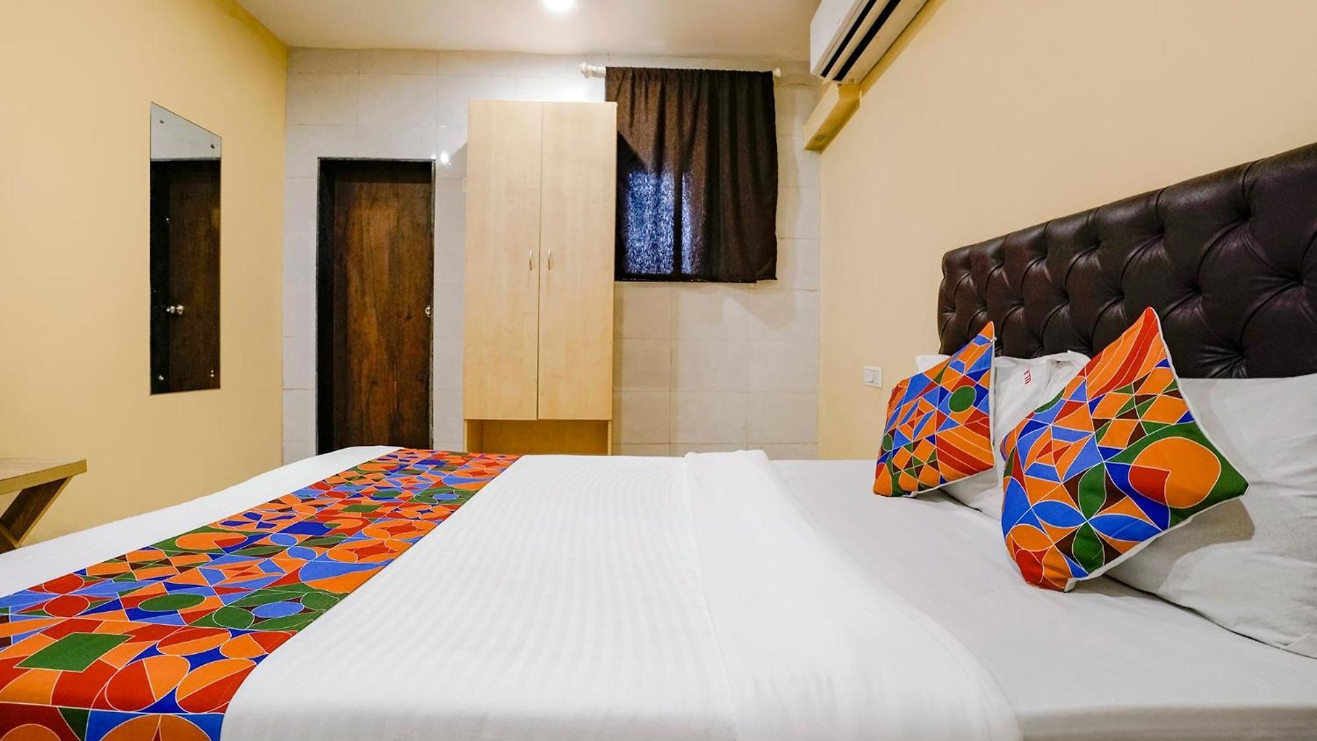 U Life Residency Guest house 3*