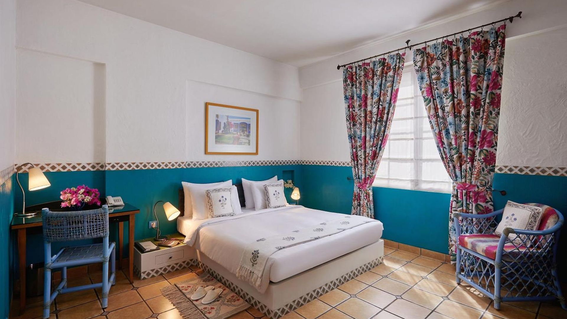 The Gordon House - Near Gateway Of India Hotel