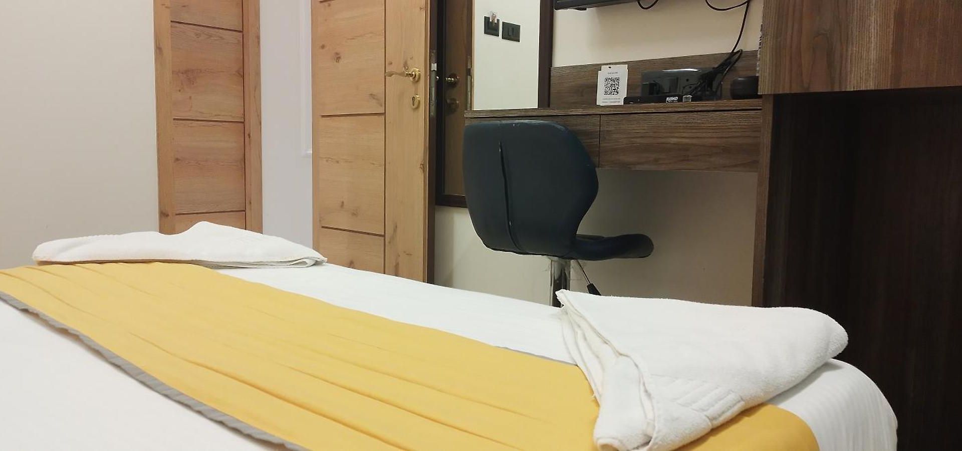 Shine Hospitality Group Hotel 2*