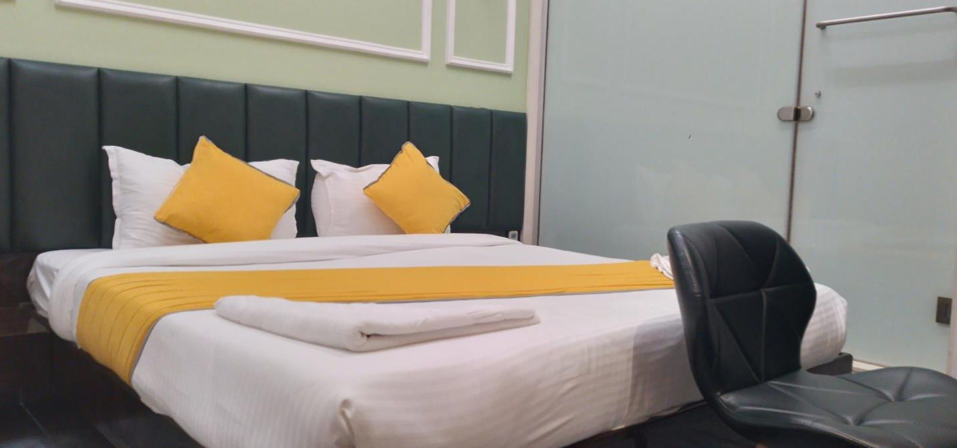 Shine Hospitality Group Hotel Mumbai